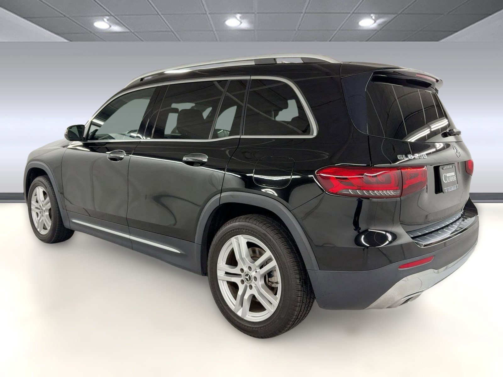 2020 Mercedes Benz GLB 250 photo 3