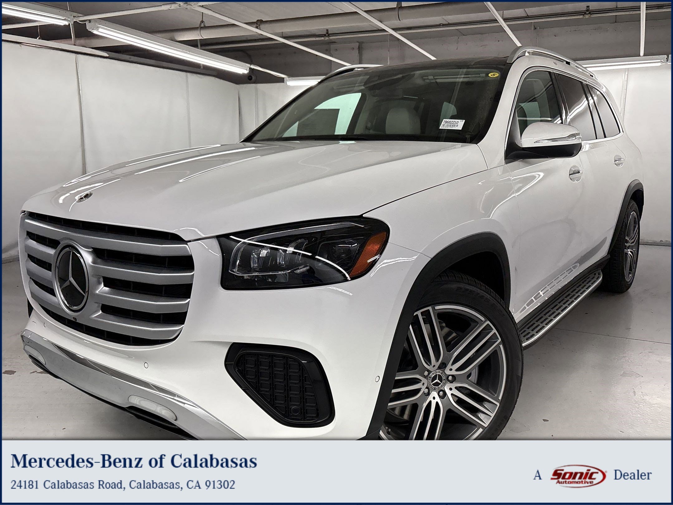 2026 Mercedes-Benz GLS's photo