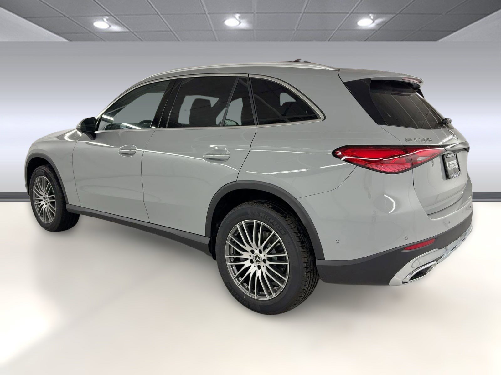 2026 Mercedes Benz GLC 300 photo 3