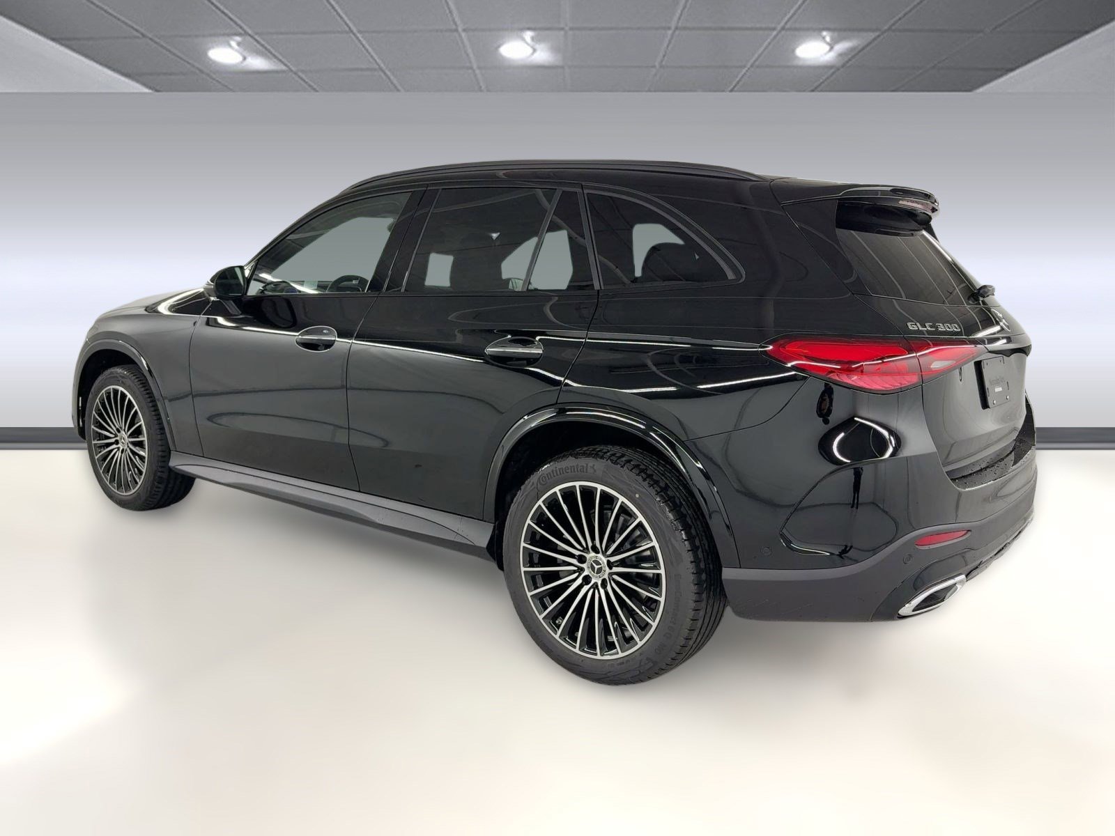 2026 Mercedes Benz GLC 300 photo 3