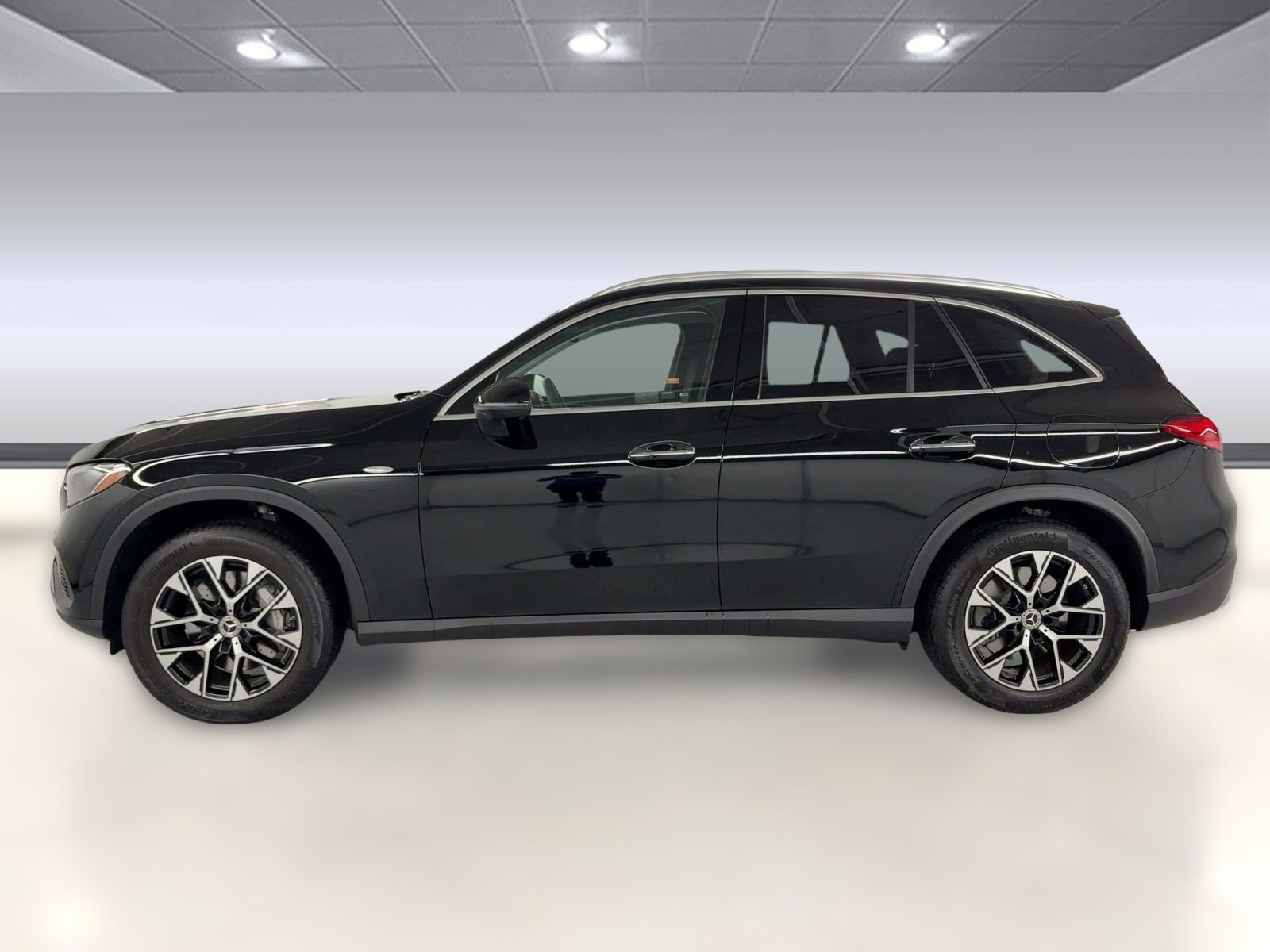 2025 Mercedes Benz GLC 350e 4MATIC photo 2