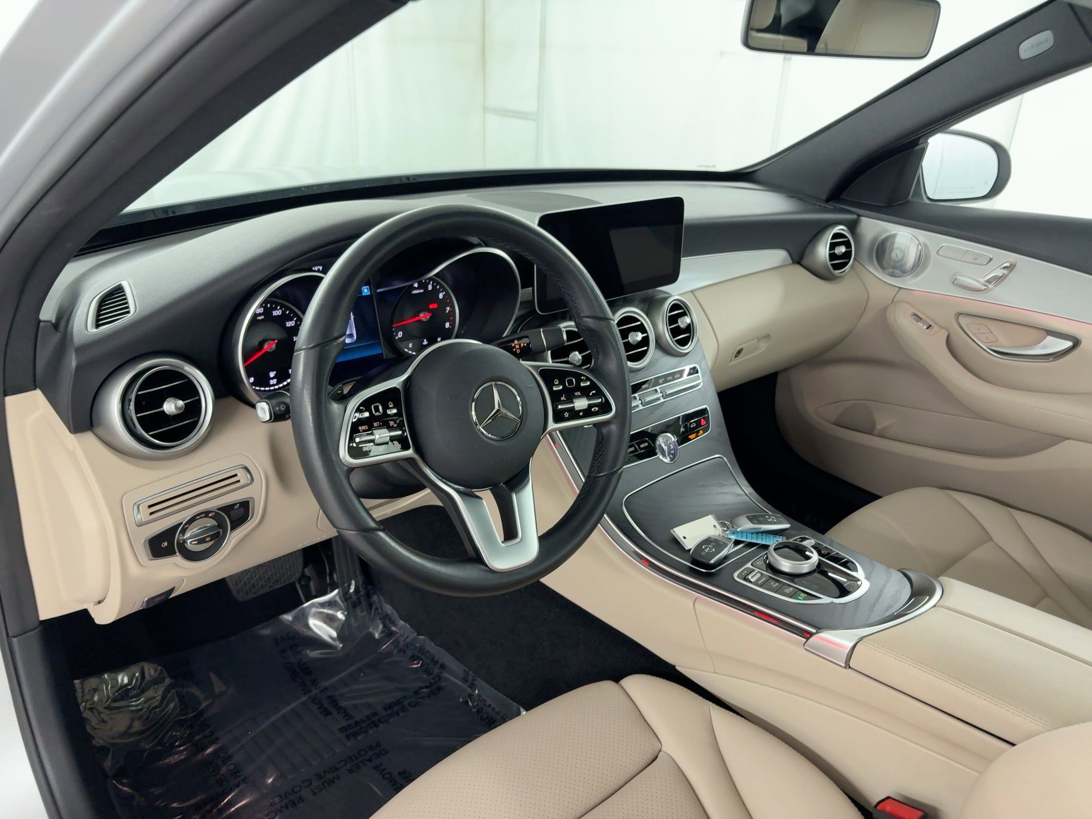 2020 Mercedes Benz C 300 Sedan photo 4