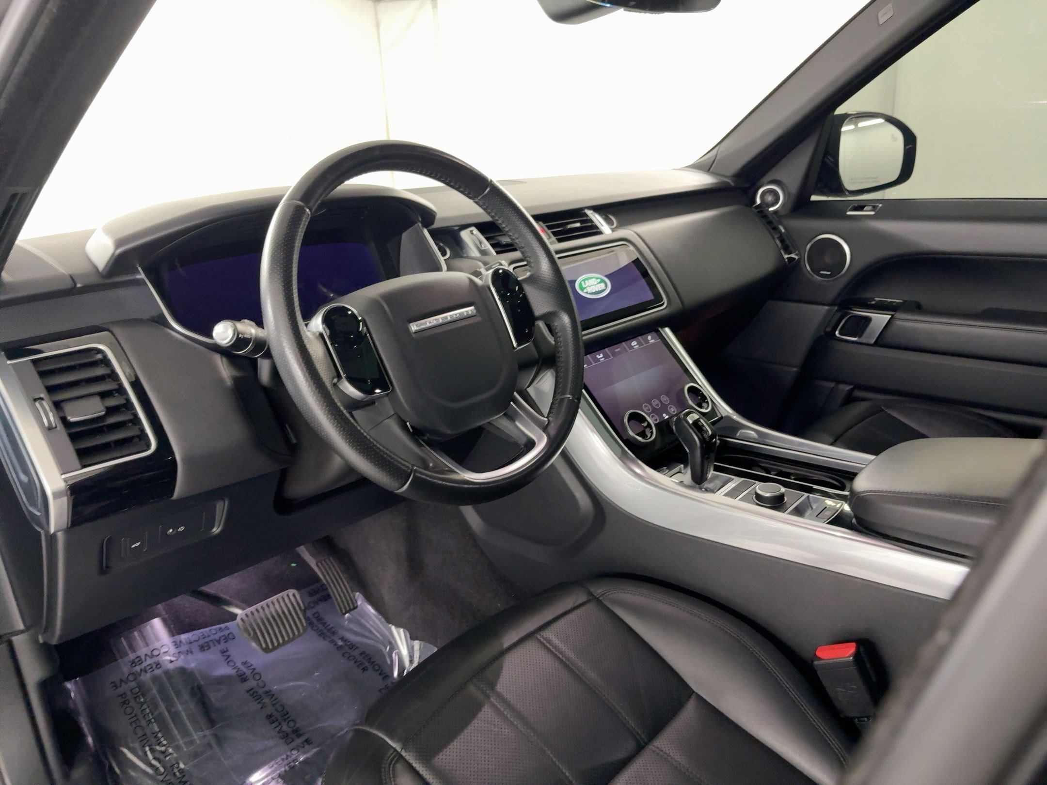 2020 Land Rover Range Rover Sport HSE photo 3