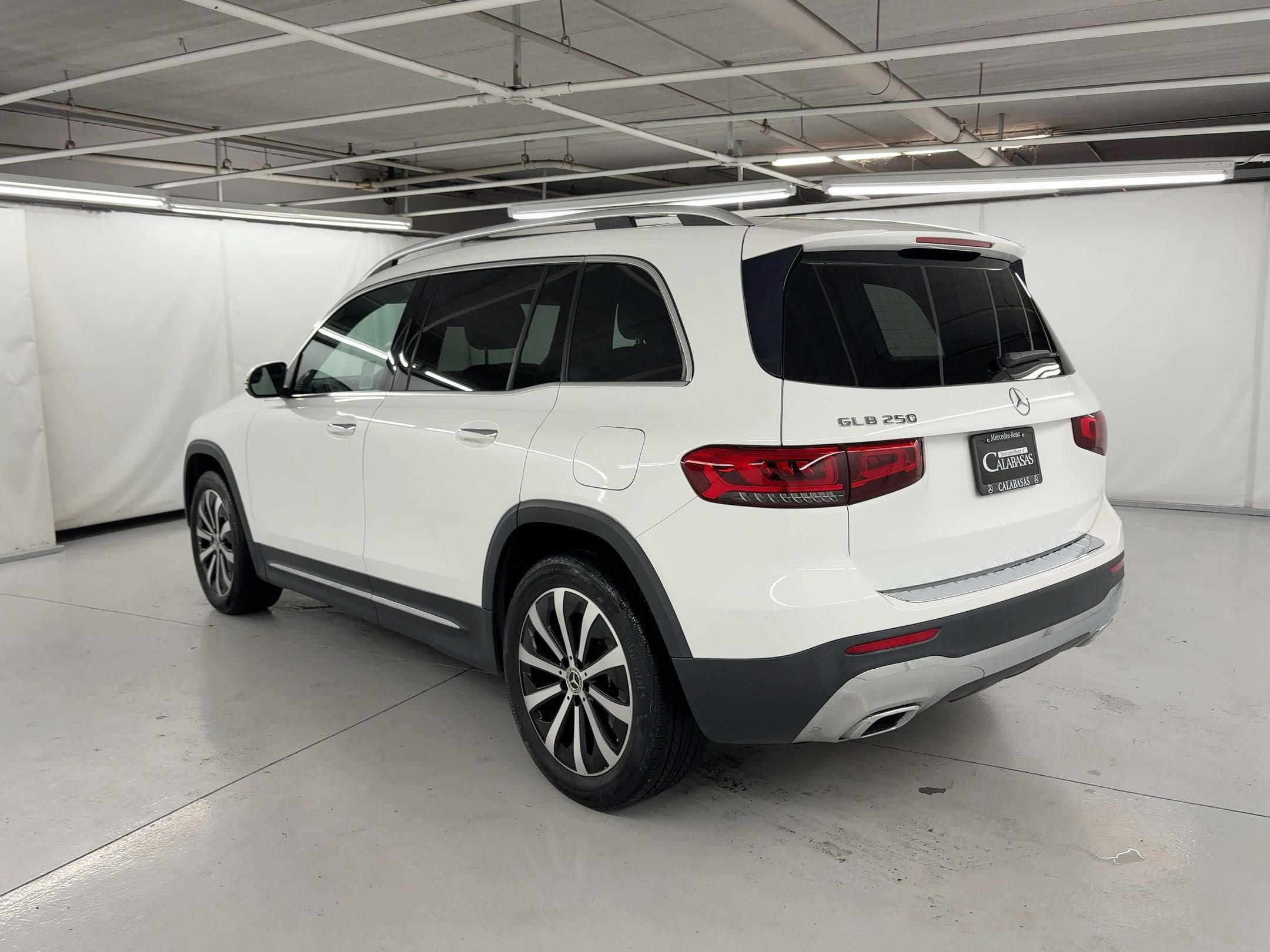 2020 Mercedes Benz GLB 250 photo 3