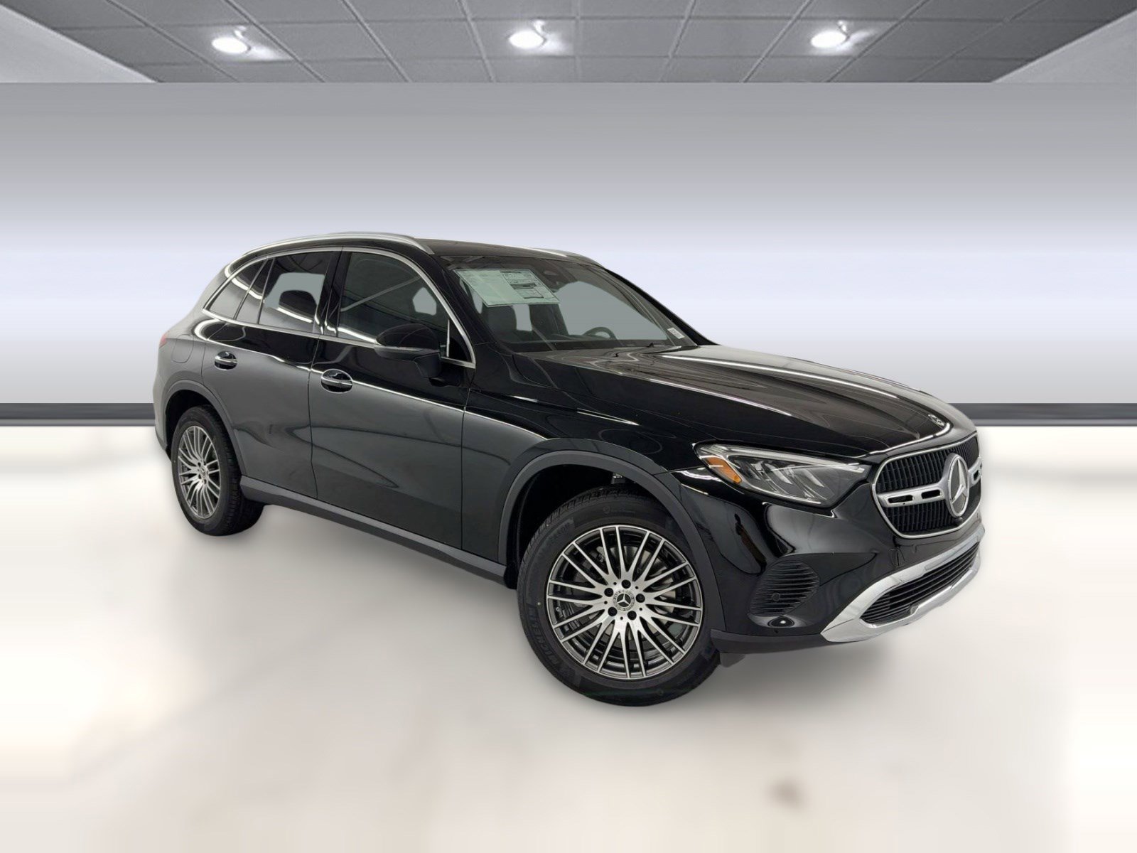 2026 Mercedes-Benz GLC 300 photo 6