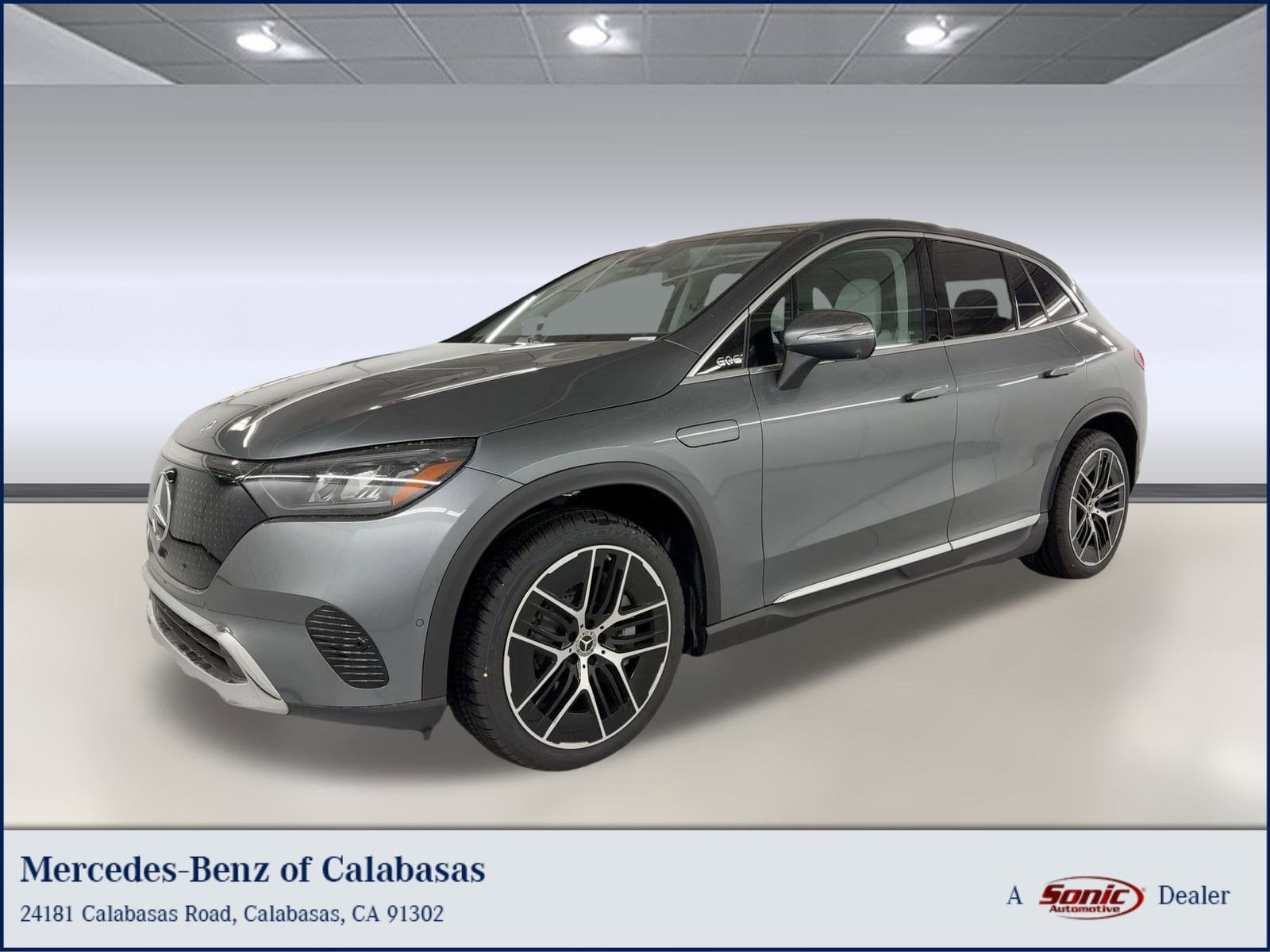 2026 Mercedes-Benz EQE SUV Base's photo