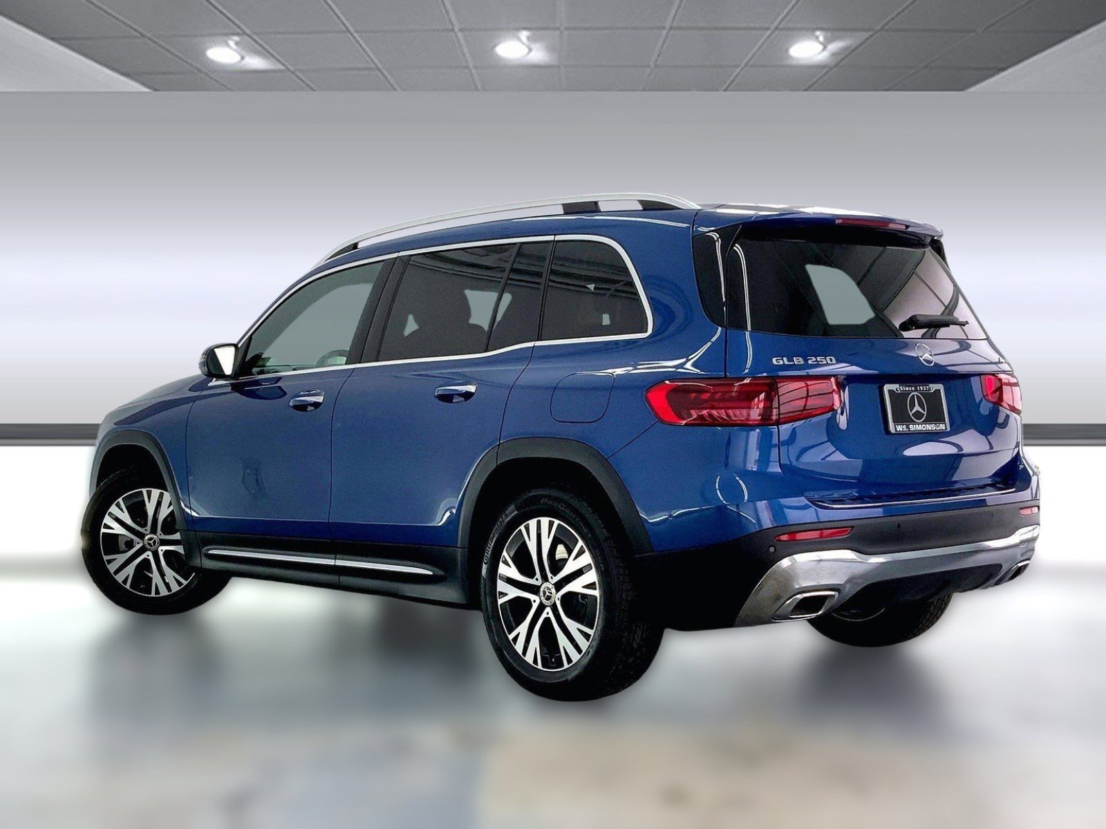 2024 Mercedes Benz GLB 250 4MATIC photo 2