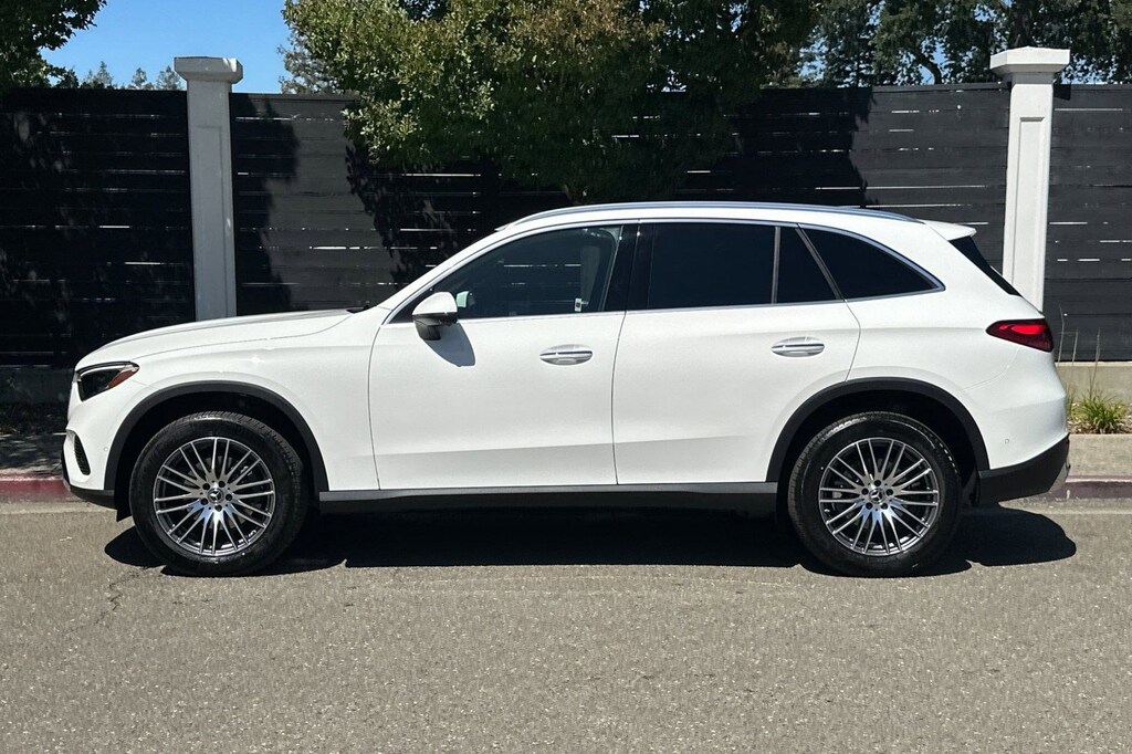 New 2026 Mercedes-Benz GLC 300 4MATIC SUV