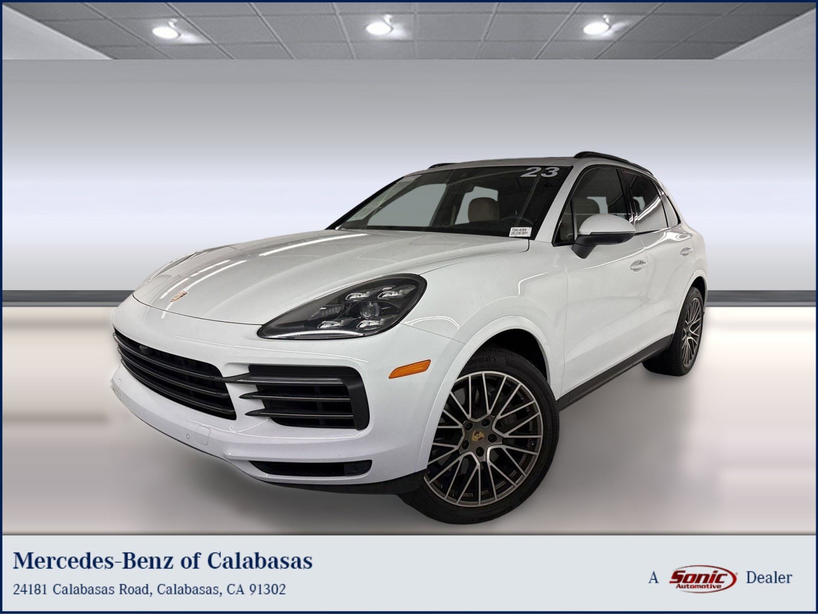 2023 Porsche Cayenne Platinum Edition S's photo