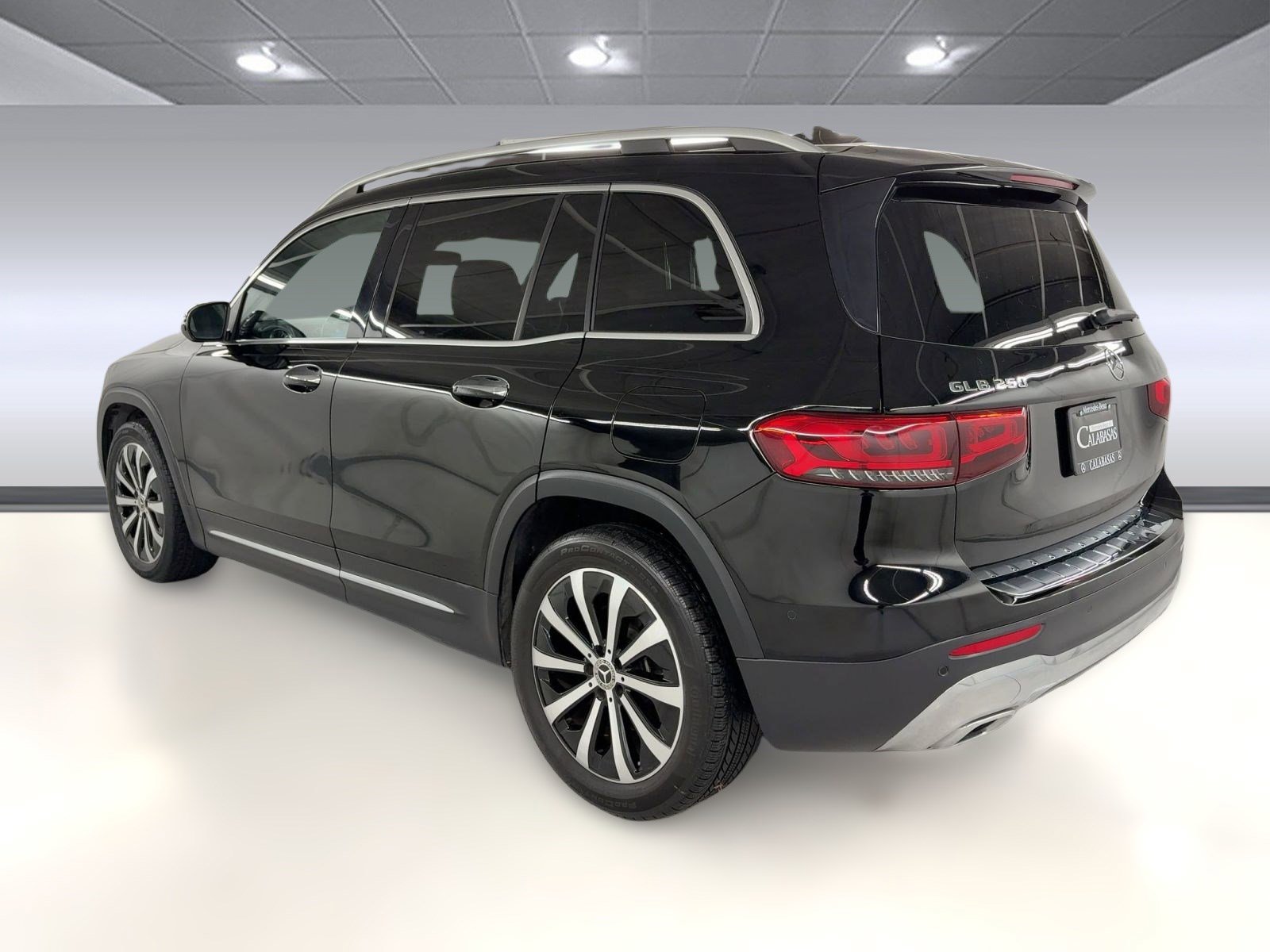 2022 Mercedes Benz GLB 250 photo 2