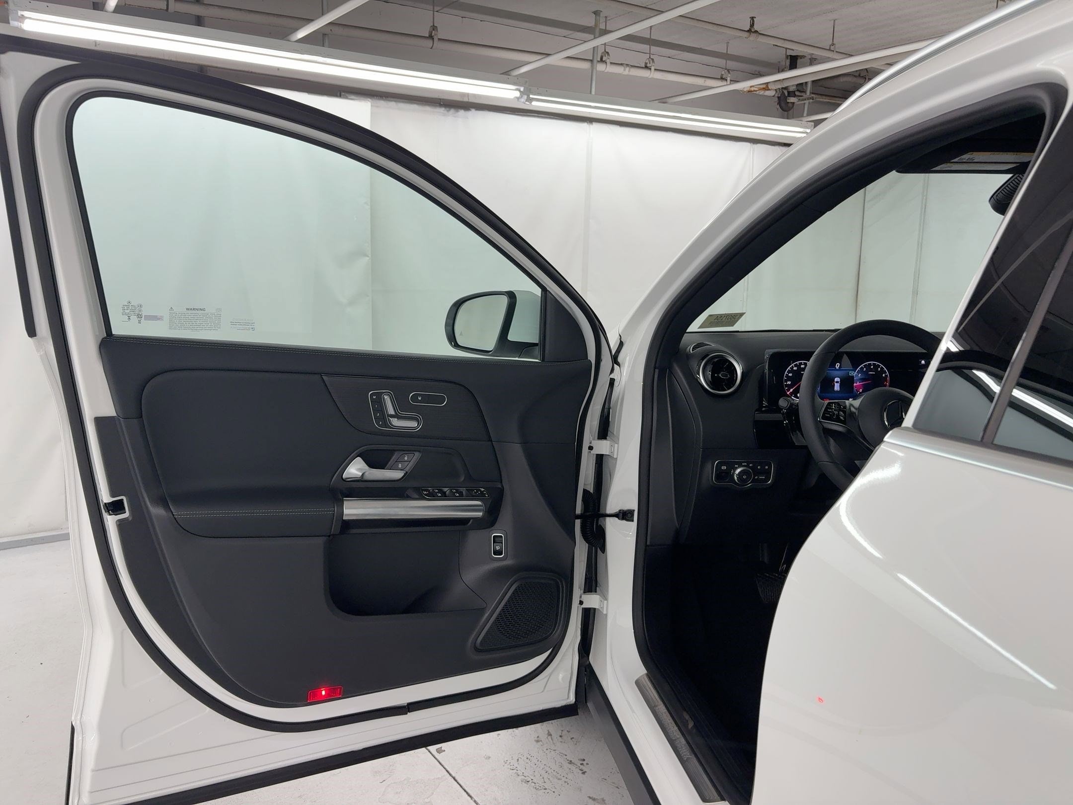 2026 Mercedes-Benz GLA 250 photo 4