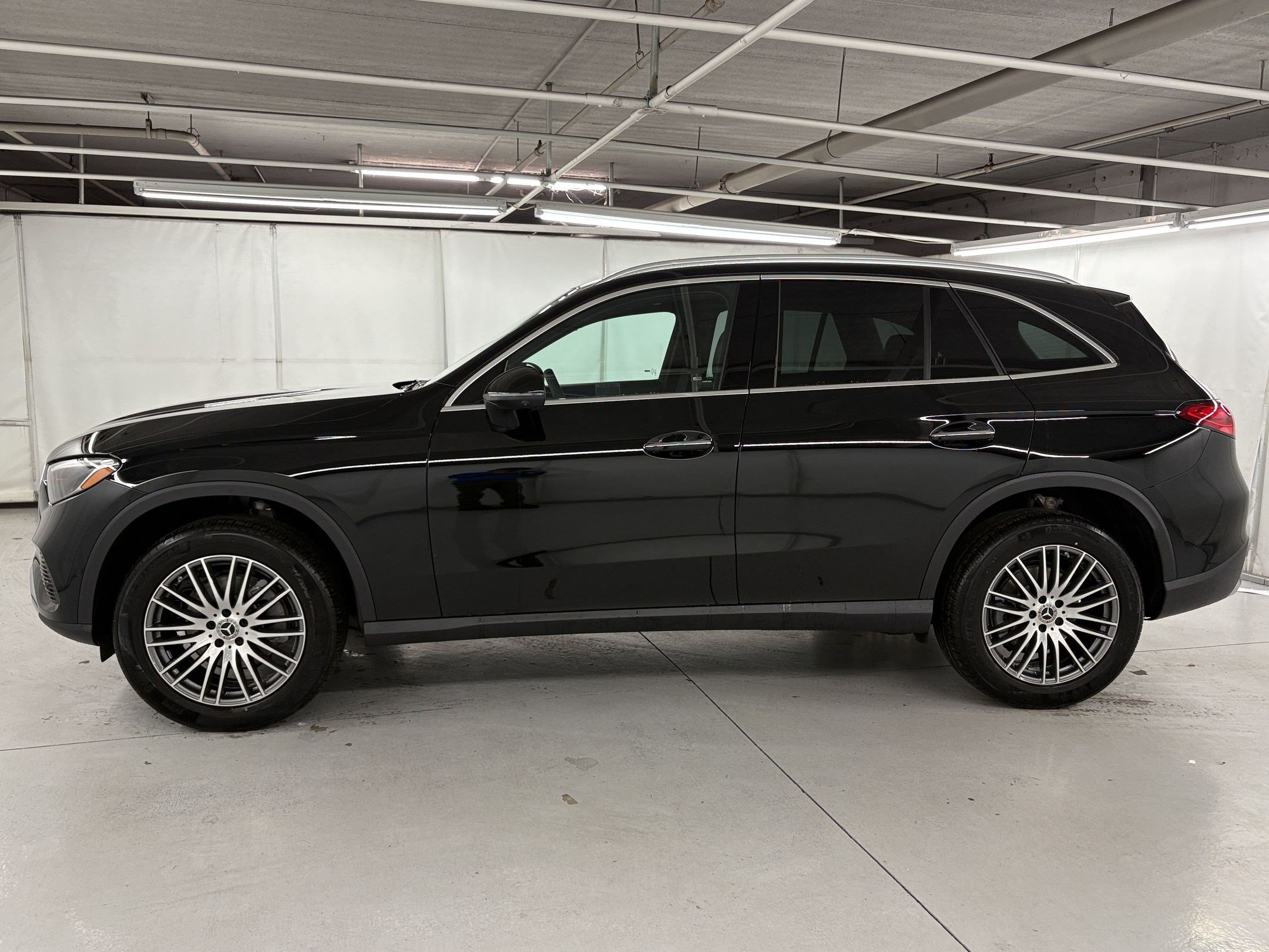 New 2027 Mercedes-Benz GLC 300 SUV