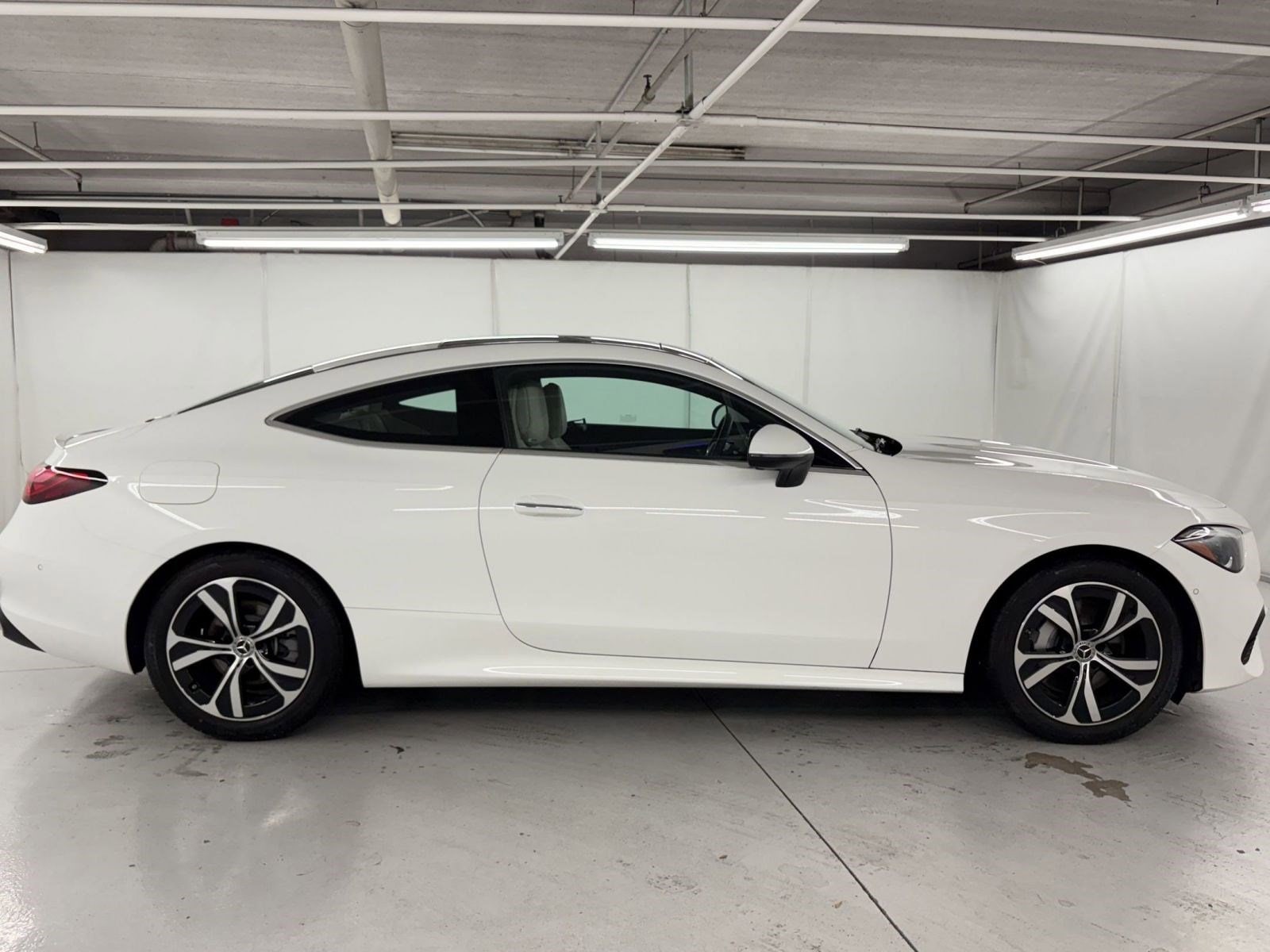 2026 Mercedes-Benz CLE 300 4MATIC photo 5