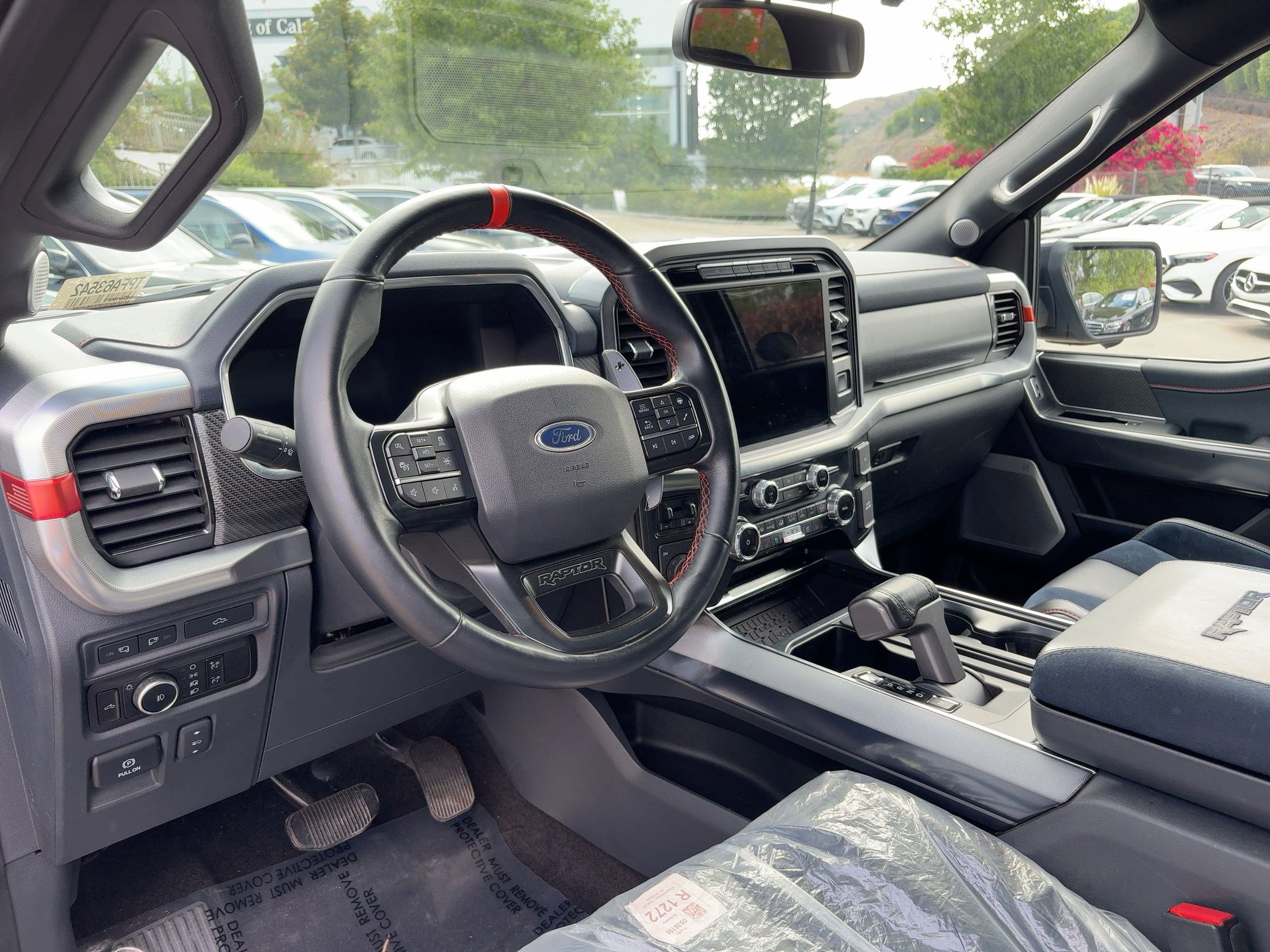 2023 Ford F-150 Raptor photo 4