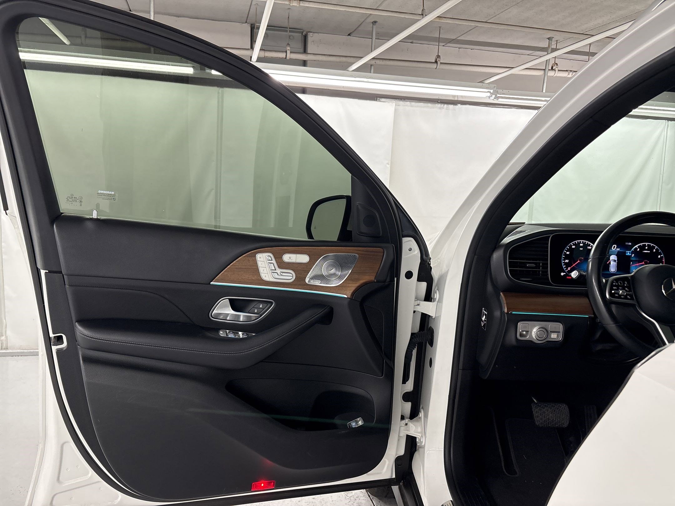 2021 Mercedes-Benz GLE 350 photo 4