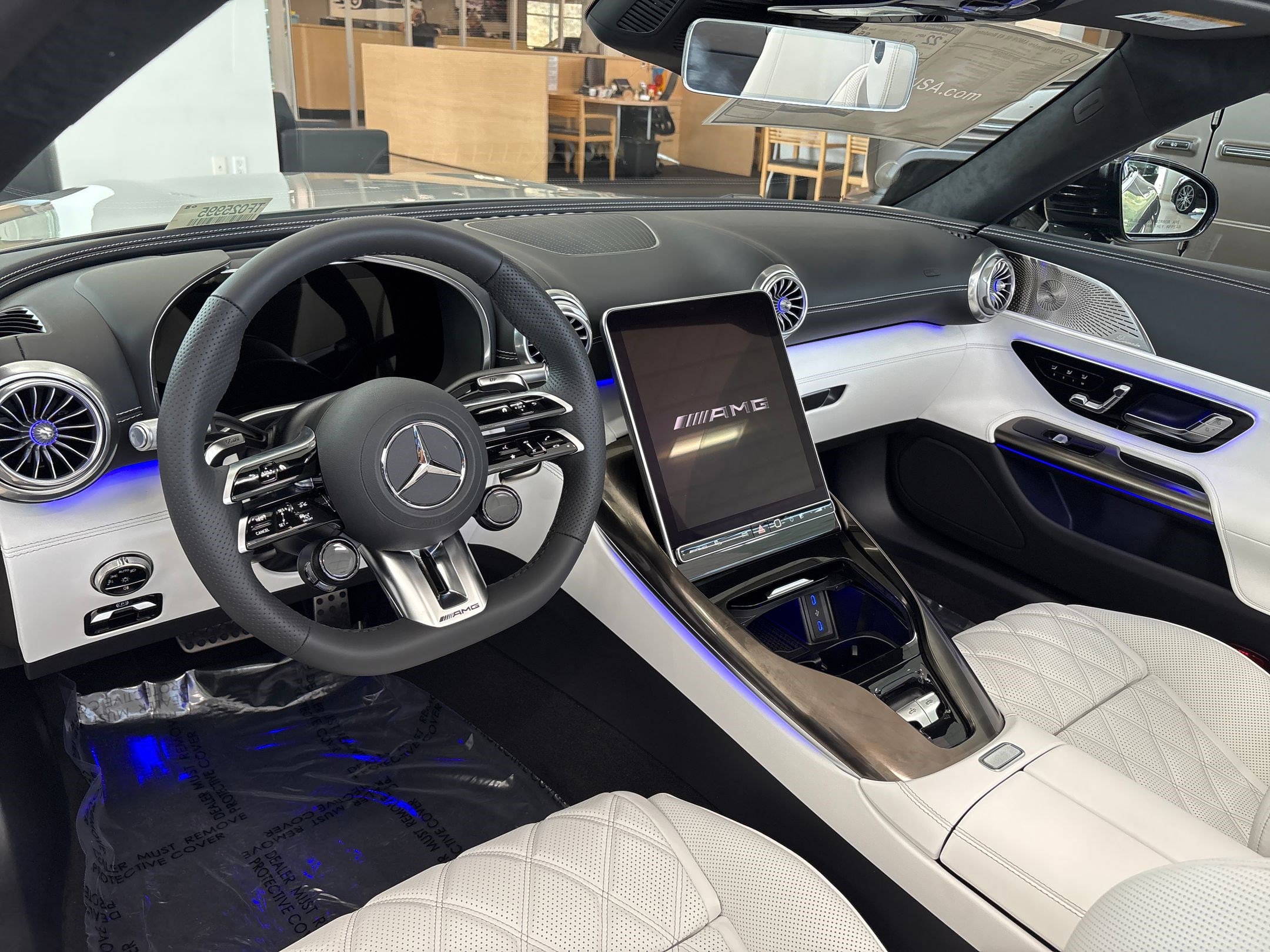 2026 Mercedes Benz SL AMG 43 photo 3