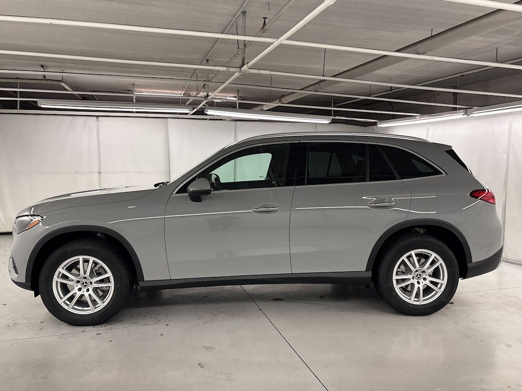 New 2026 Mercedes-Benz GLC 300 SUV