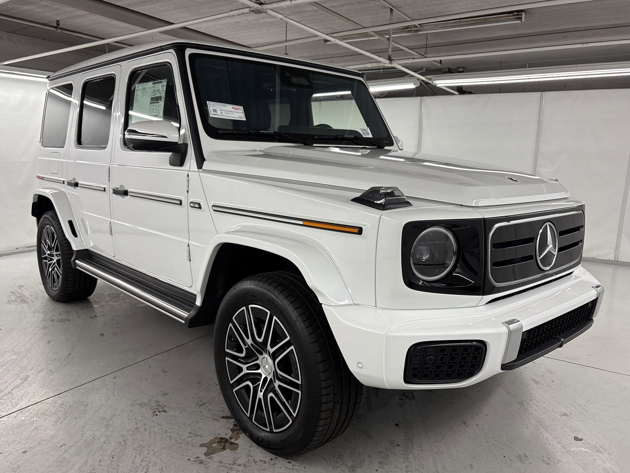 2025 Mercedes-Benz G-Class G580 - Photo 6