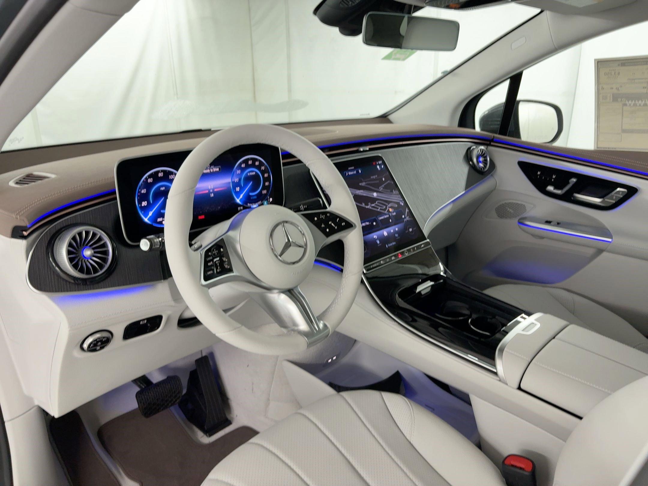 2026 Mercedes Benz EQE SUV photo 4