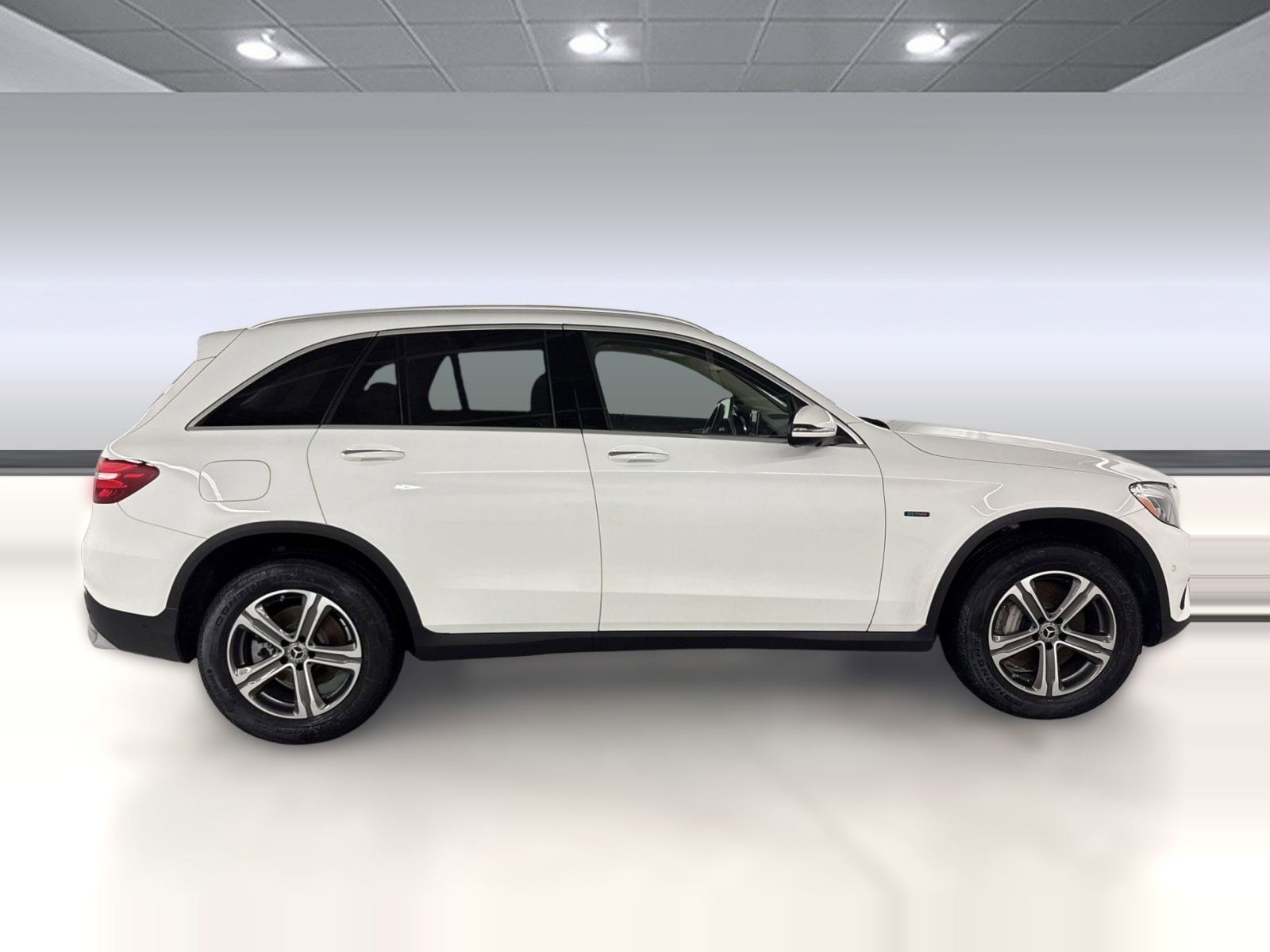 2019 Mercedes-Benz GLC 350e 4MATIC photo 3