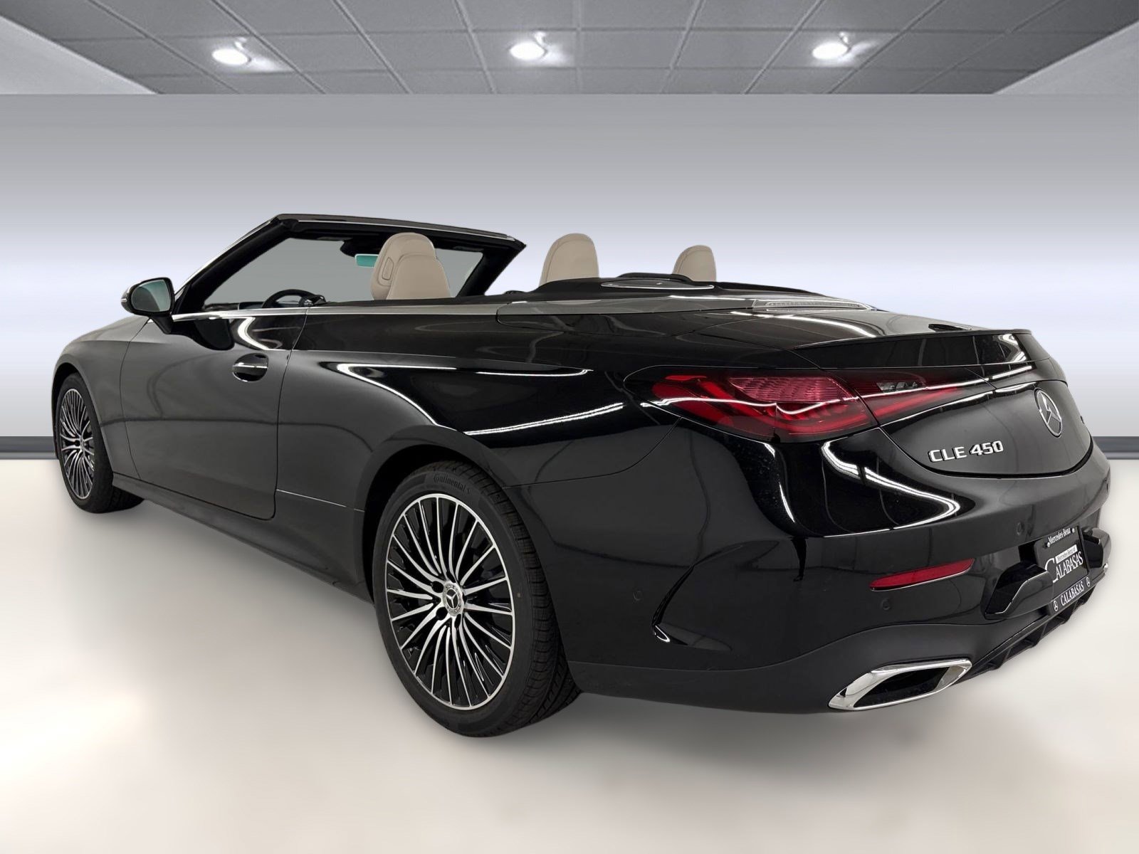 2026 Mercedes Benz CLE 450 4MATIC Cabriolet photo 3