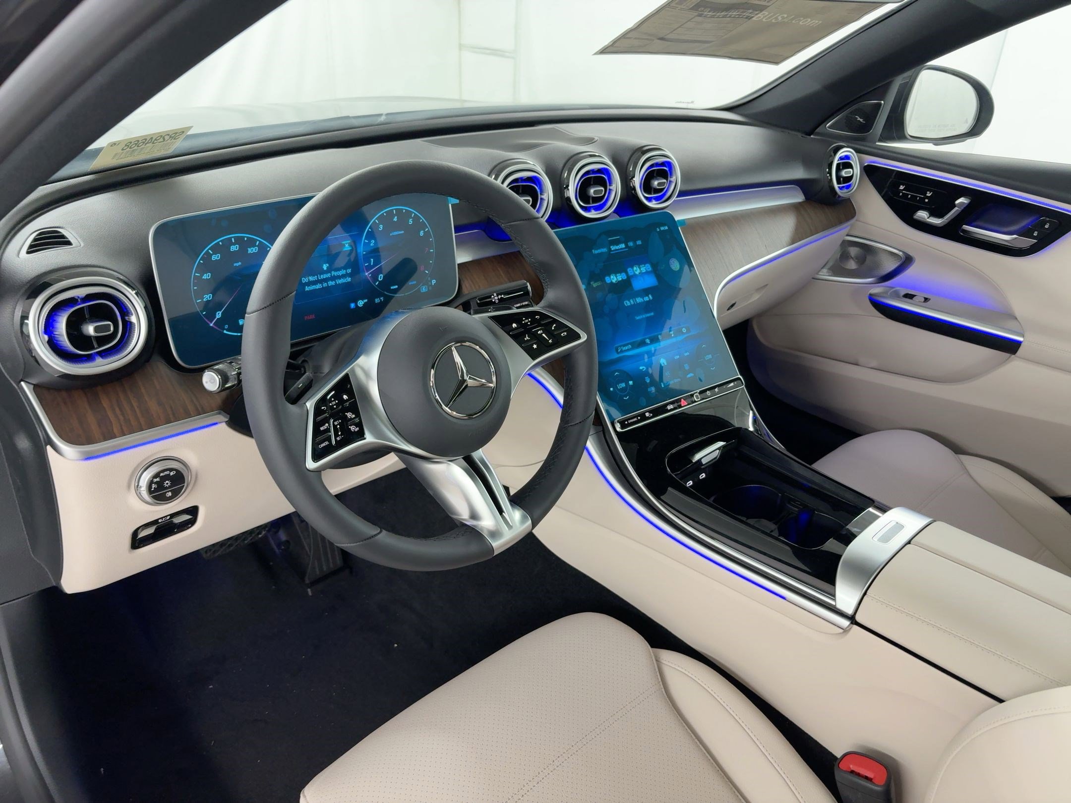 2025 Mercedes Benz C 300 Sedan photo 4