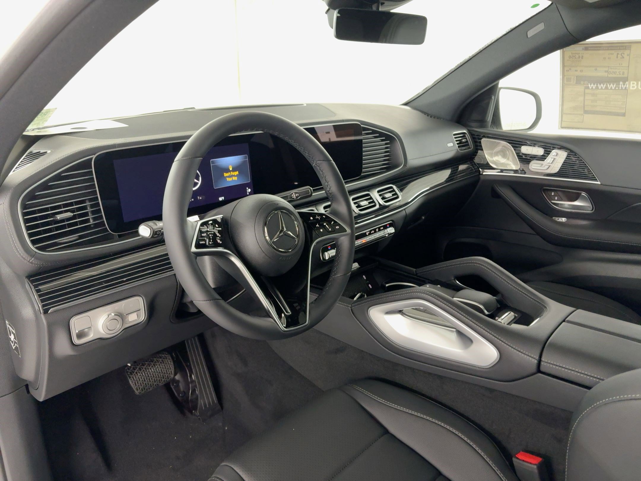 2026 Mercedes Benz GLE 450 4MATIC photo 4