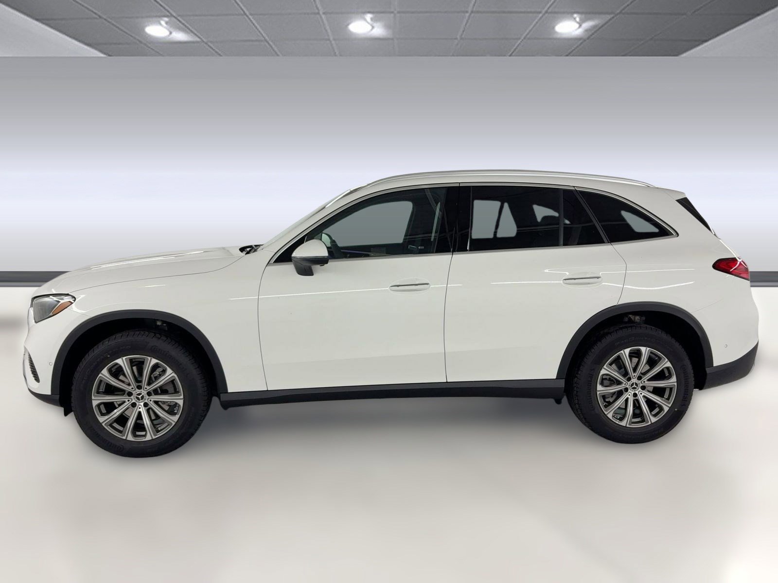 2026 Mercedes Benz GLC 300 photo 2