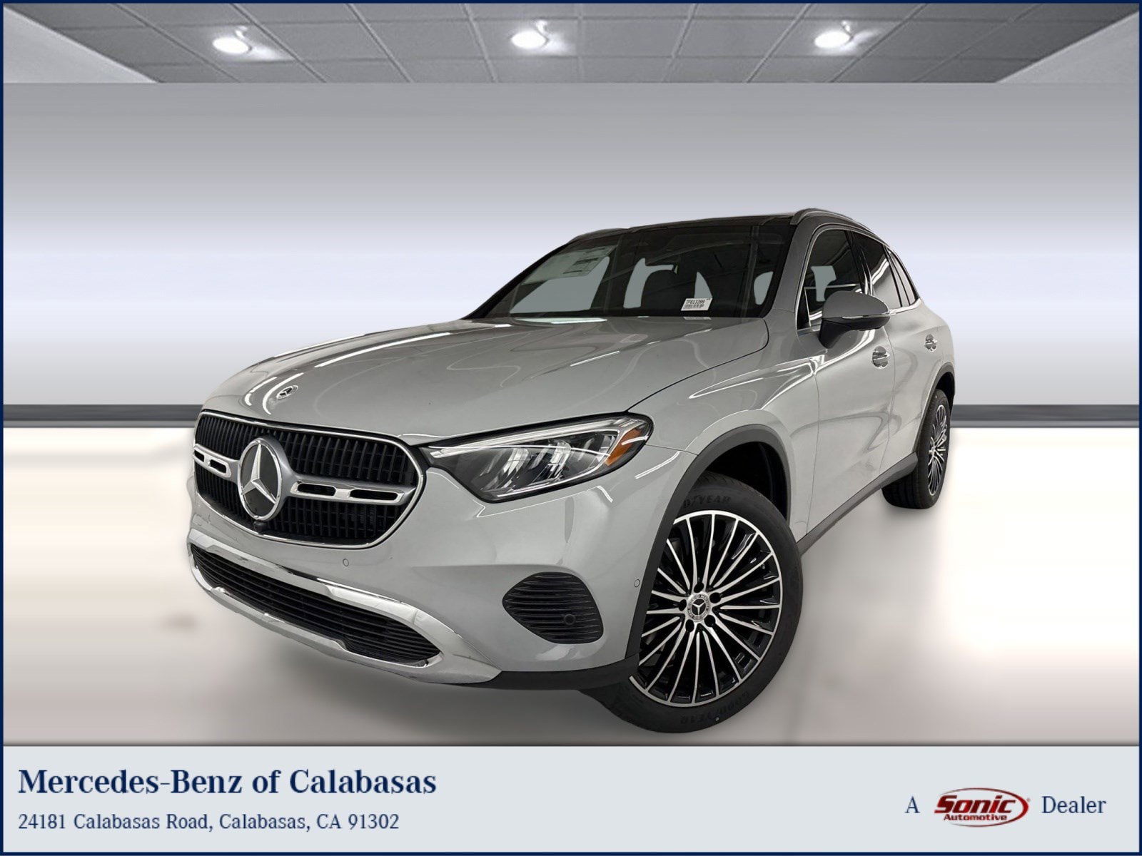 2026 Mercedes-Benz GLC GLC 300's photo