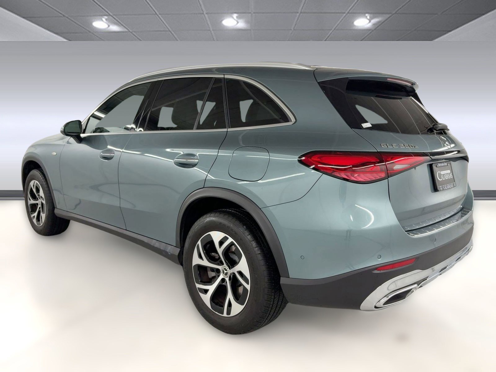 2025 Mercedes Benz GLC 350e 4MATIC photo 3