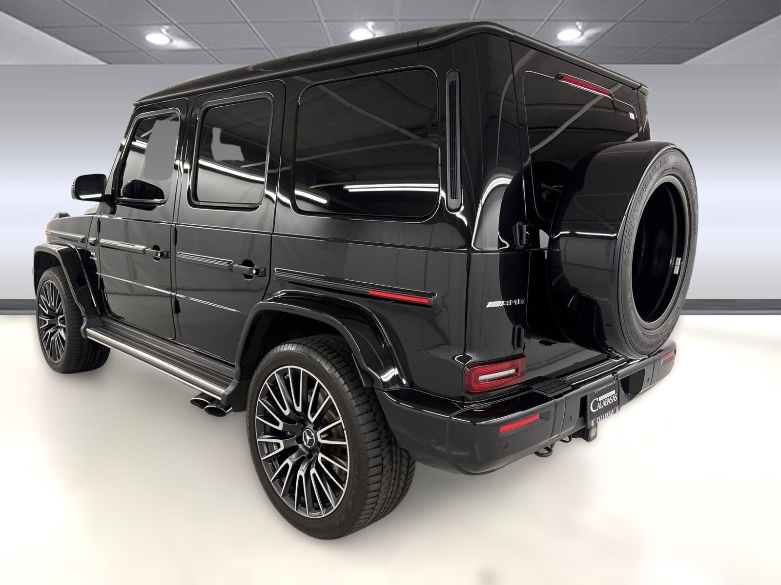 2025 Mercedes Benz G AMG 63 photo 2