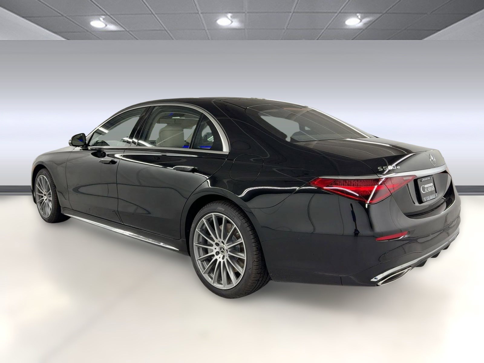 2026 Mercedes Benz S 580e 4MATIC photo 2