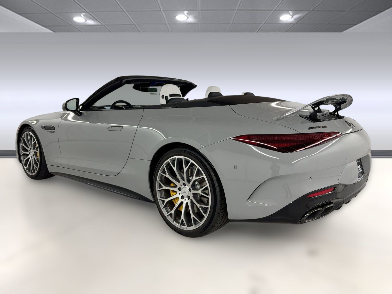 2026 Mercedes Benz SL AMG 63 photo 3