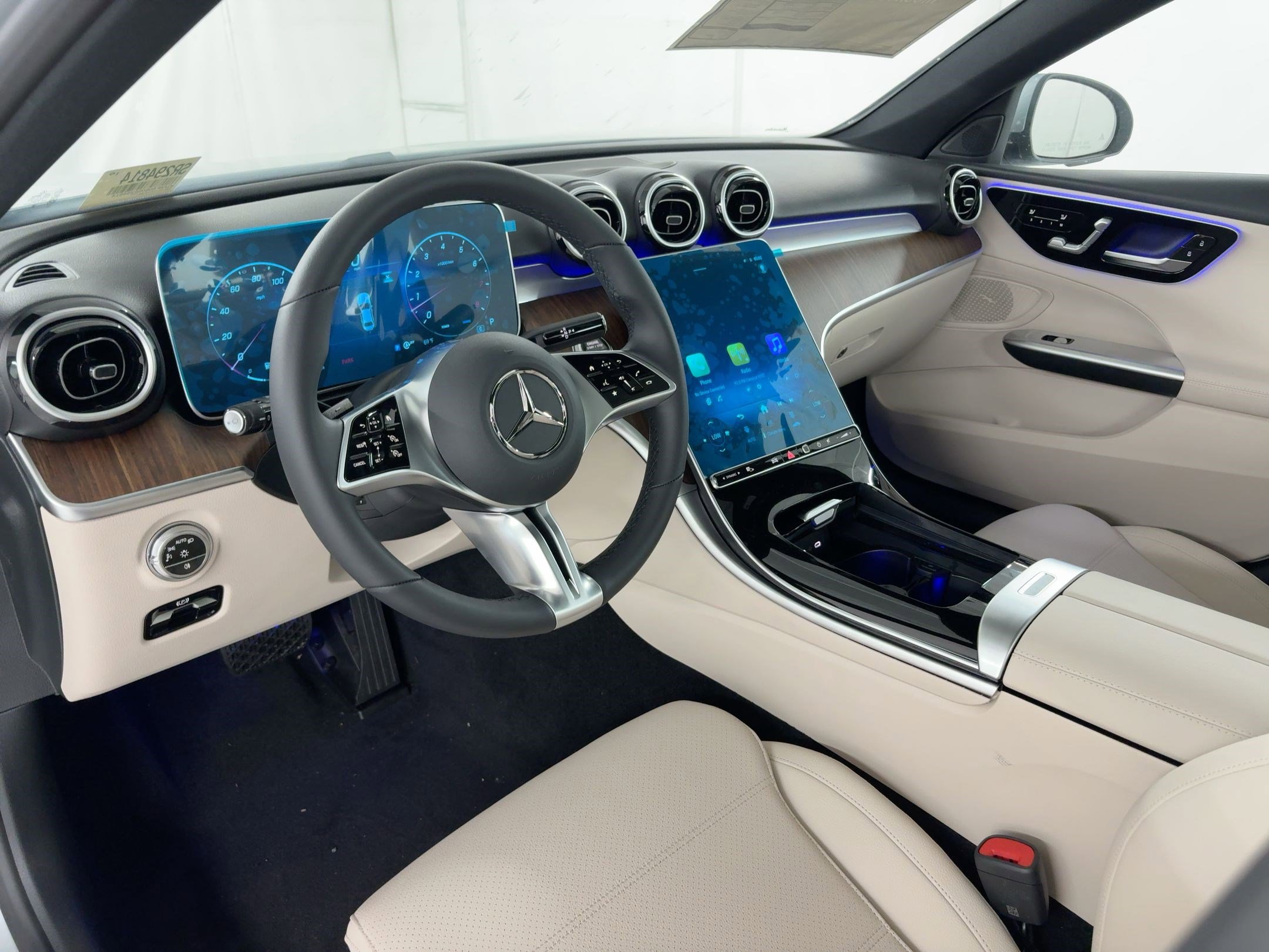 2025 Mercedes Benz C 300 Sedan photo 4