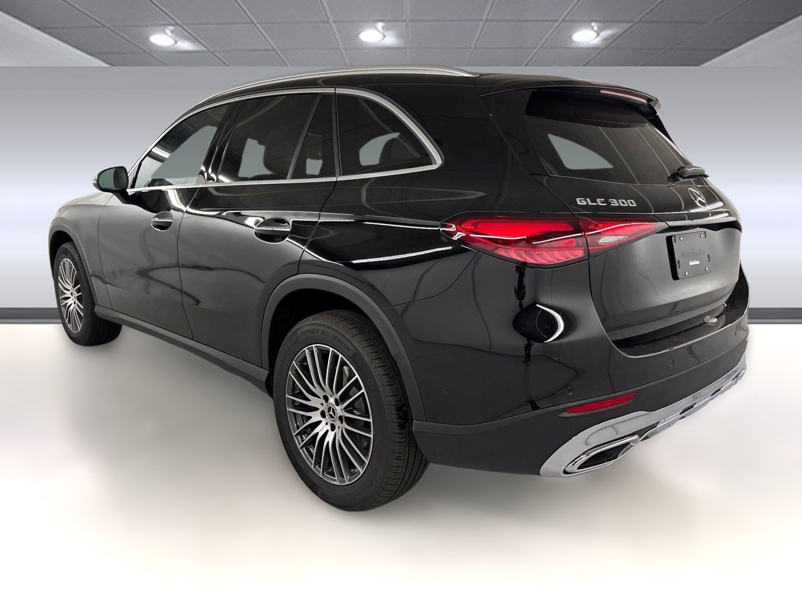 2026 Mercedes Benz GLC 300 photo 2