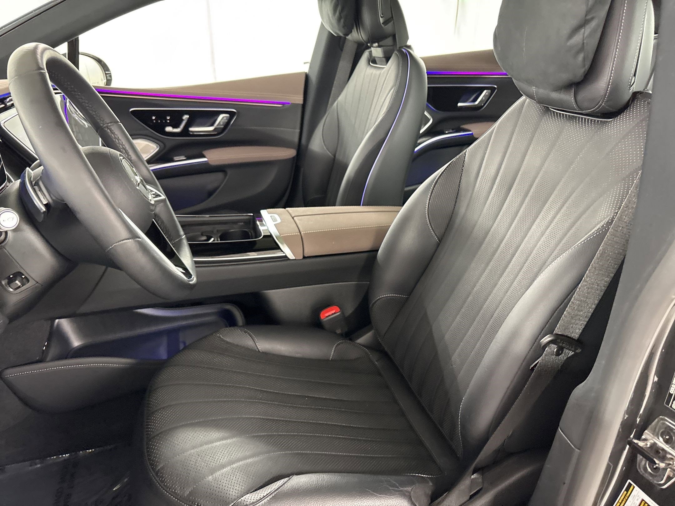 2023 Mercedes-Benz EQS 450 4MATIC photo 4