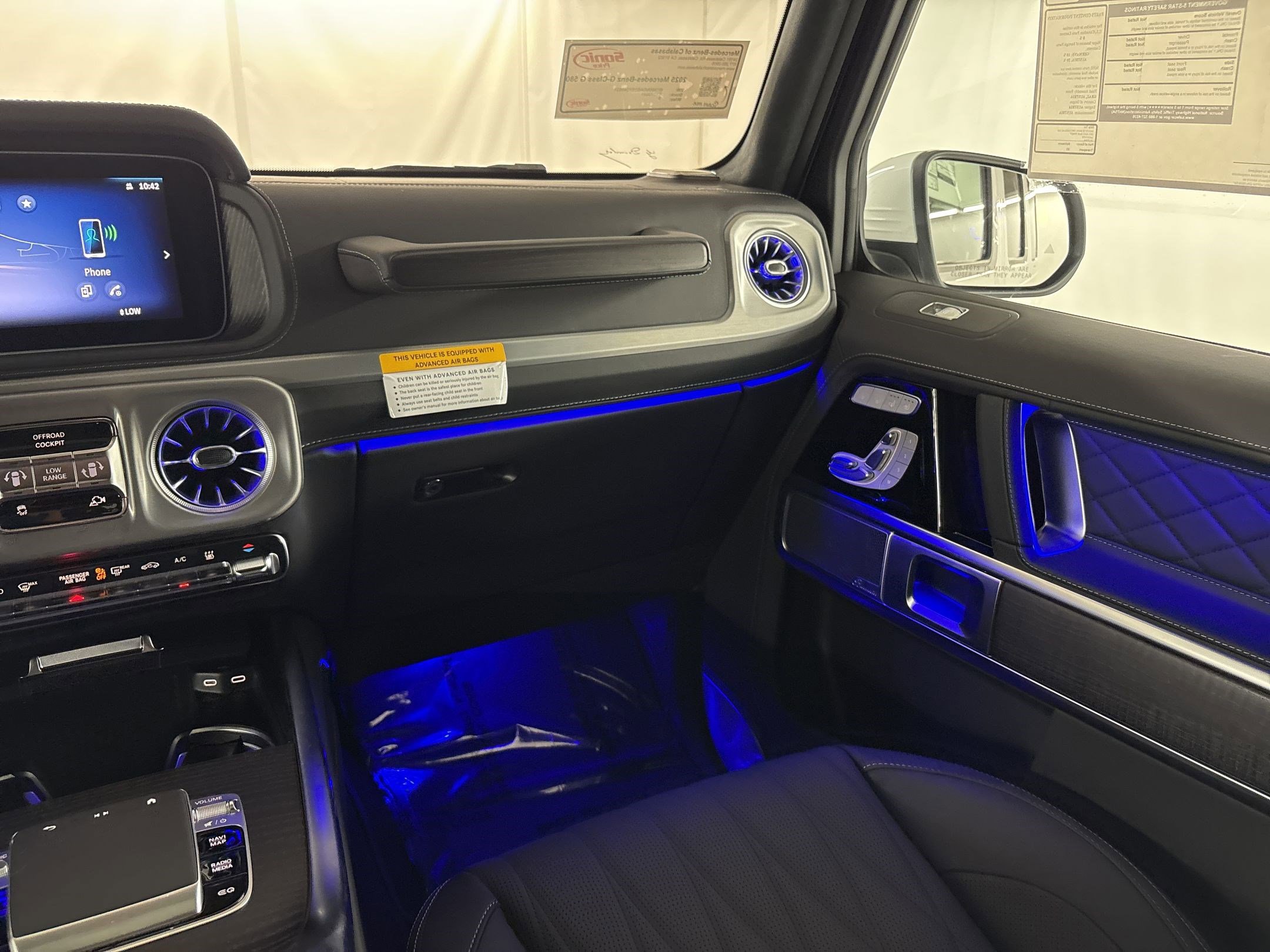 2025 Mercedes-Benz G-Class G580 - Photo 28