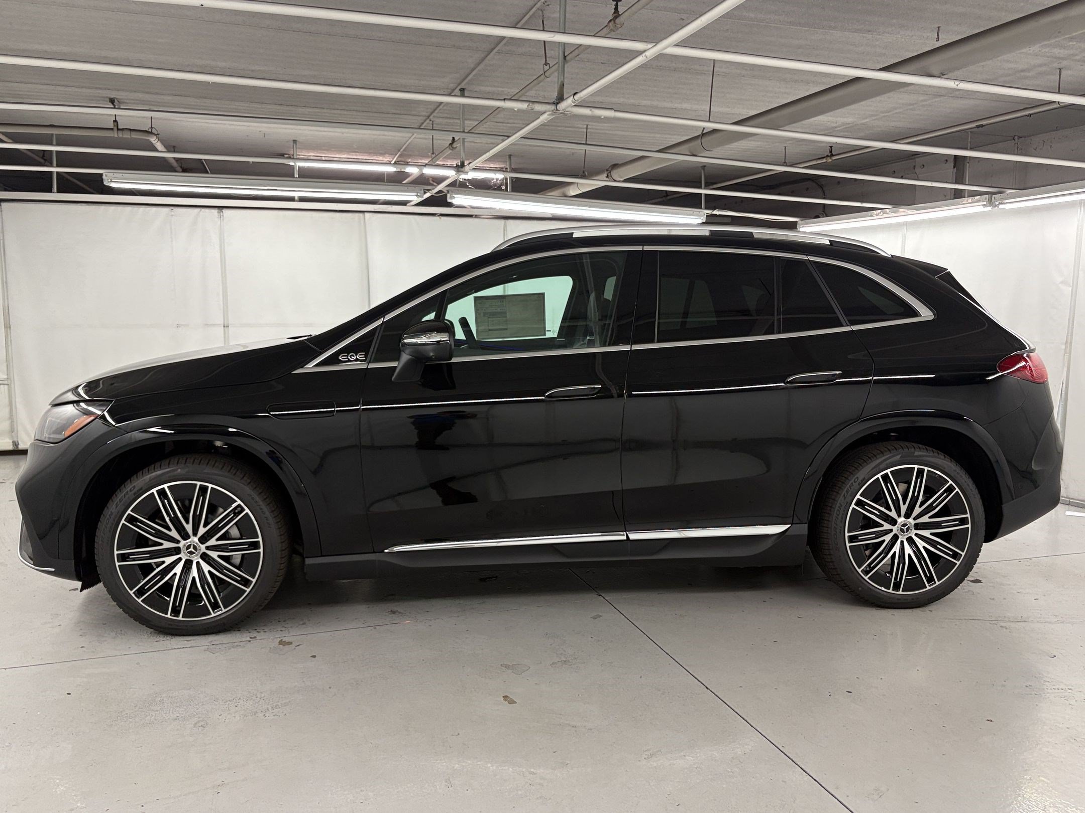 New 2027 Mercedes-Benz EQE 320+ SUV SUV