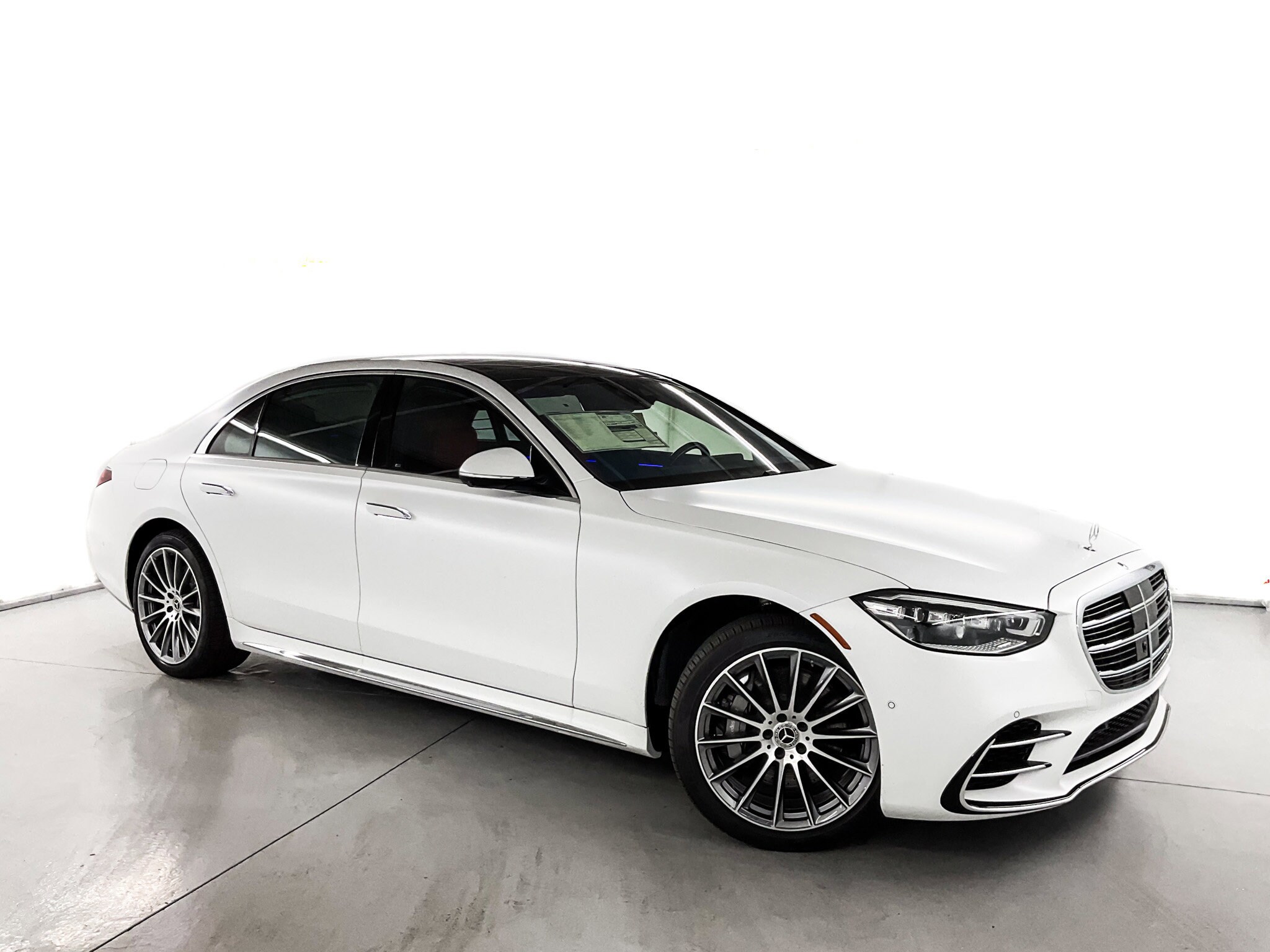 2025 Mercedes Benz S 450 580 4MATIC photo 2