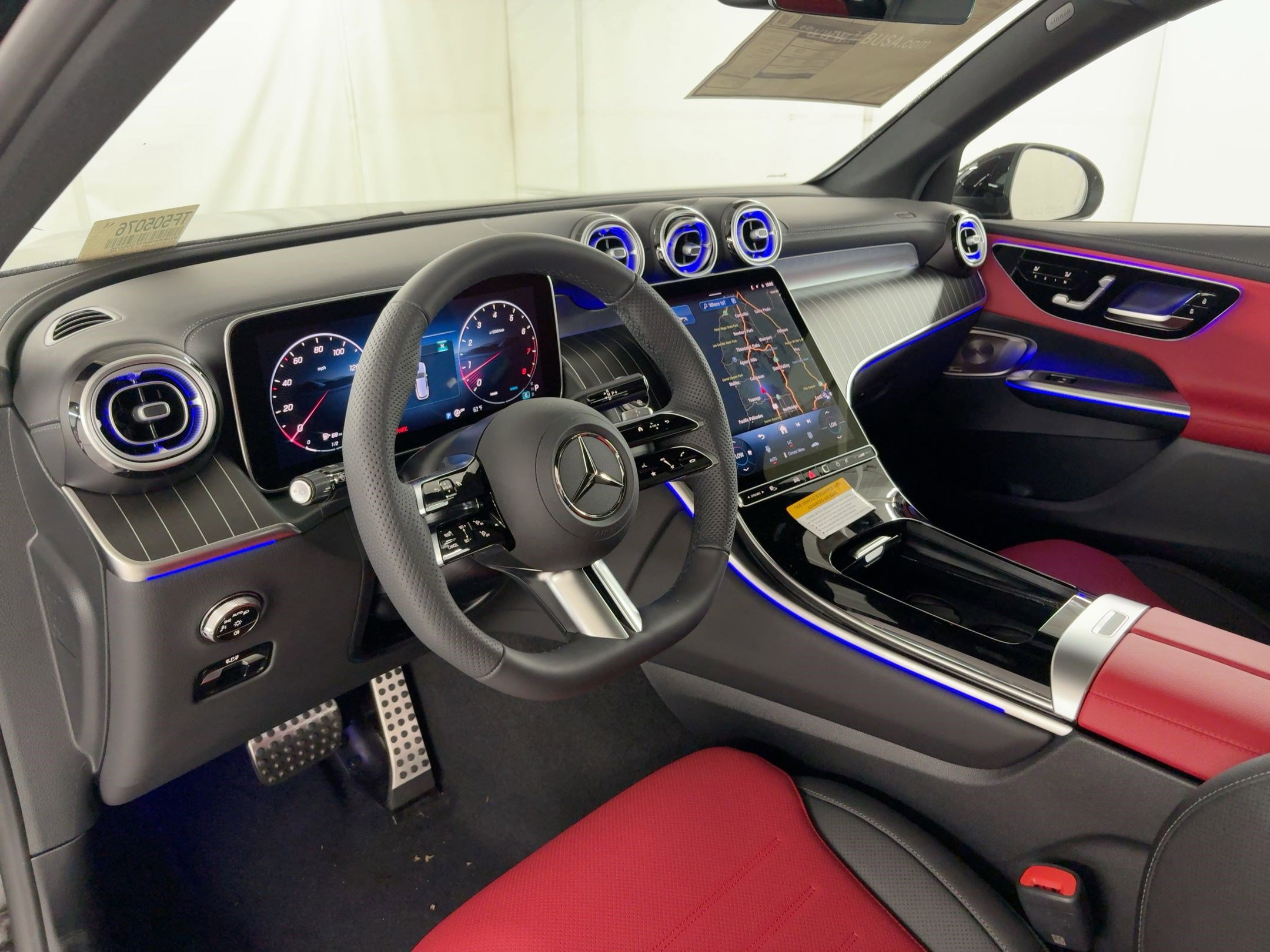 2026 Mercedes Benz GLC 300 photo 4