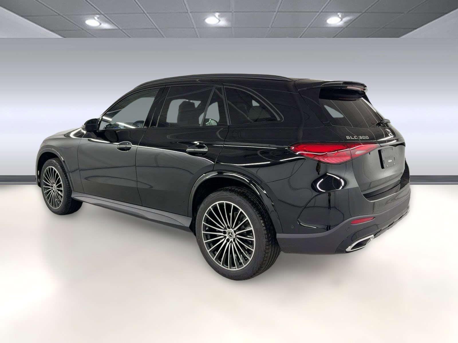 2026 Mercedes Benz GLC 300 photo 3