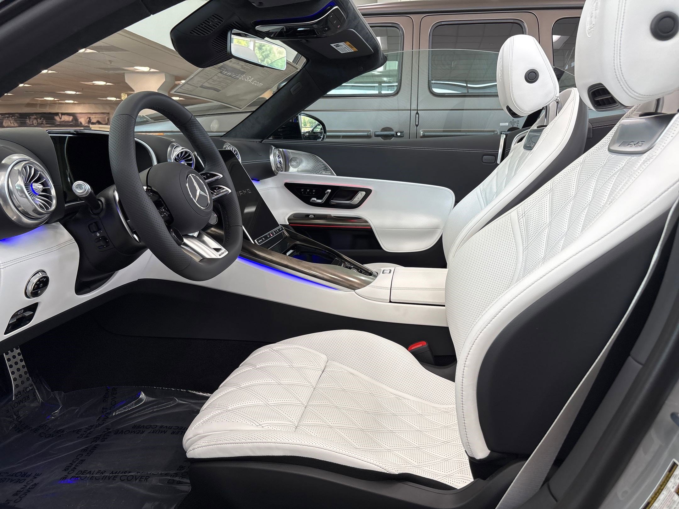 2026 Mercedes Benz SL AMG 43 photo 4