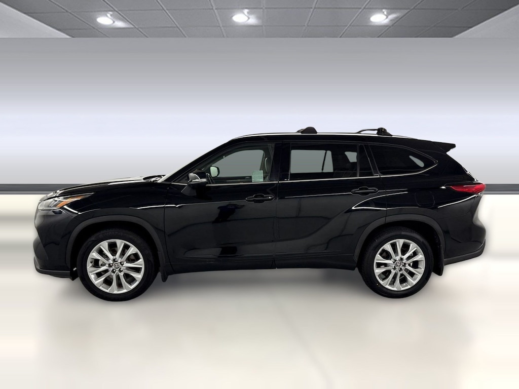Used 2022 Toyota Highlander Limited SUV