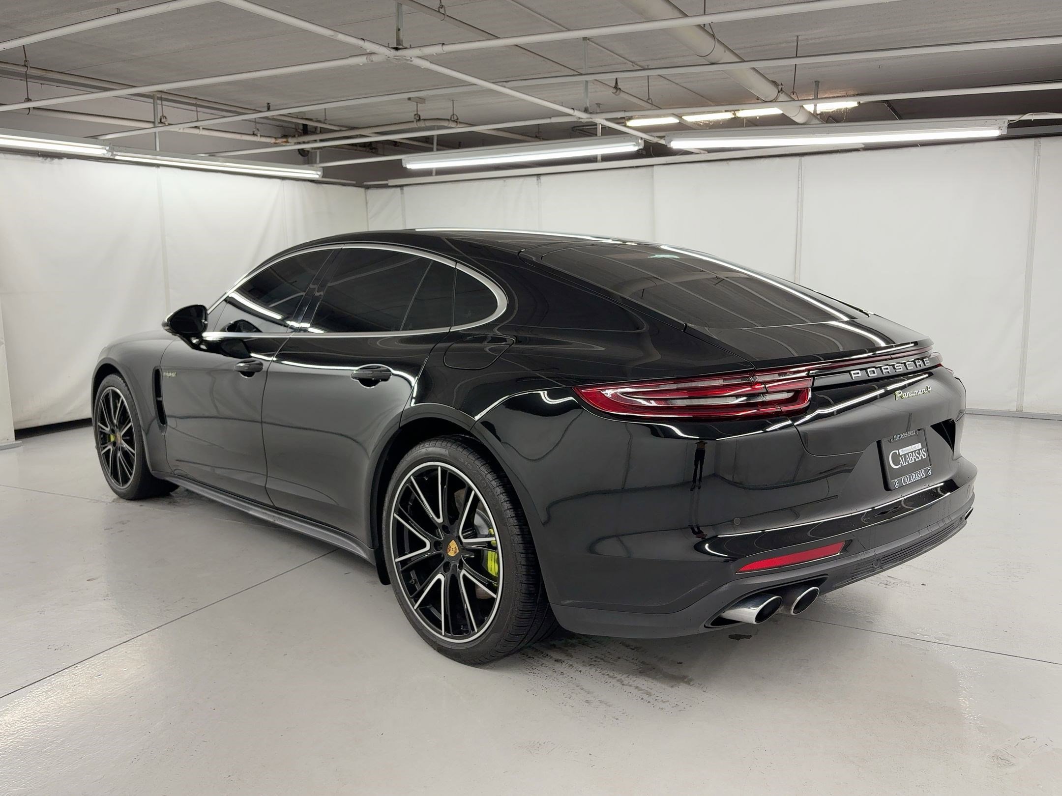 2018 Porsche Panamera E-Hybrid 4 photo 2