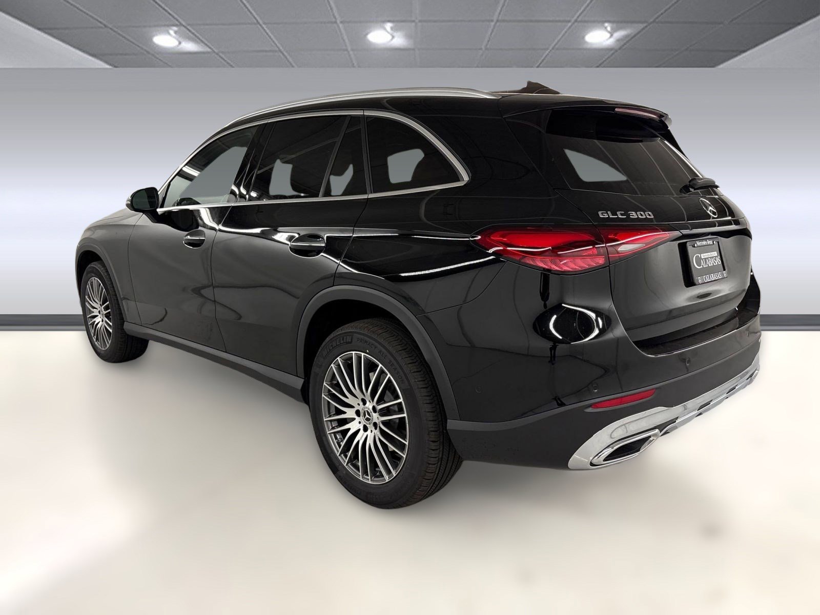 2026 Mercedes Benz GLC 300 photo 2