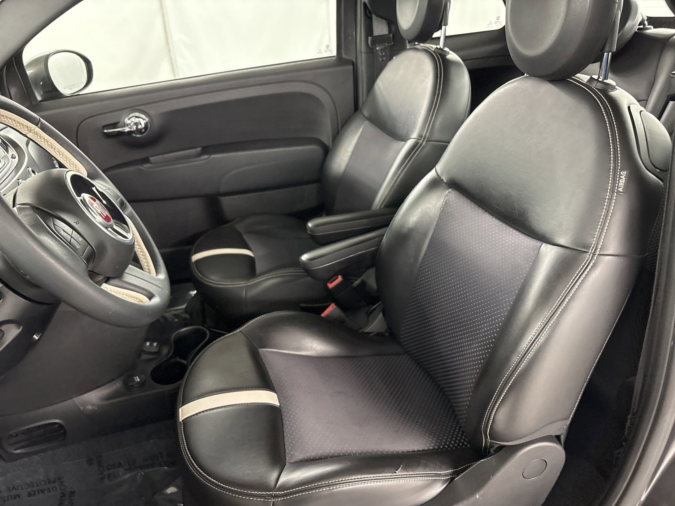 2018 FIAT 500e Battery Electric photo 4