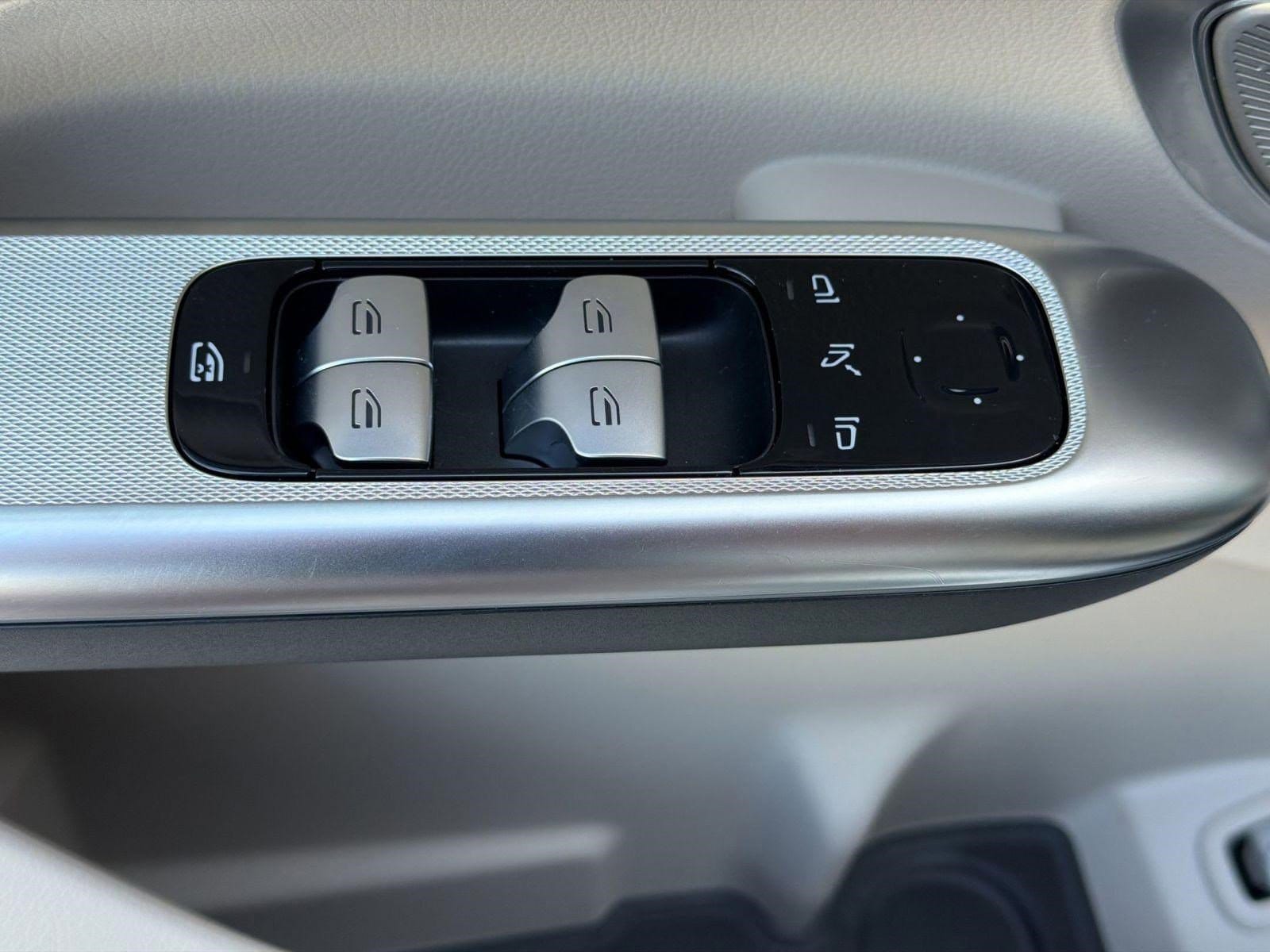 2026 Mercedes-Benz GLC Base - Photo 13