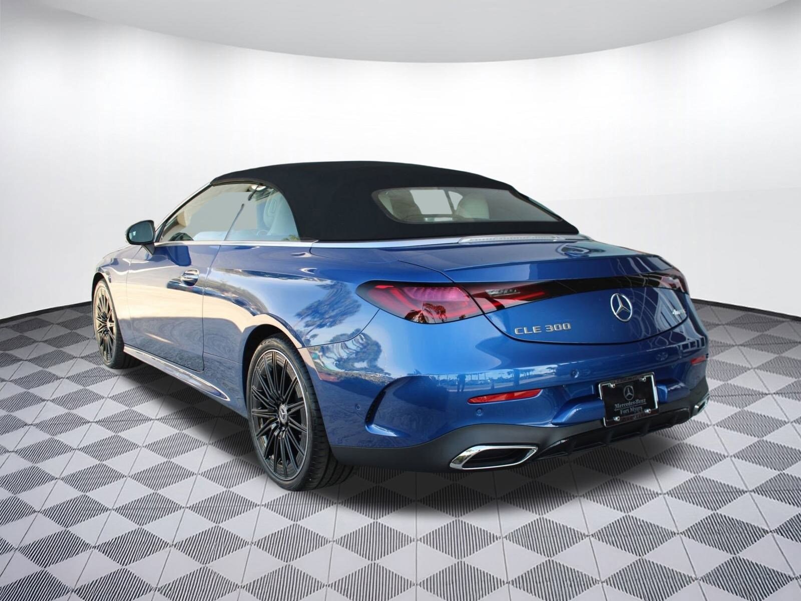 2026 Mercedes Benz CLE 300 4MATIC photo 3