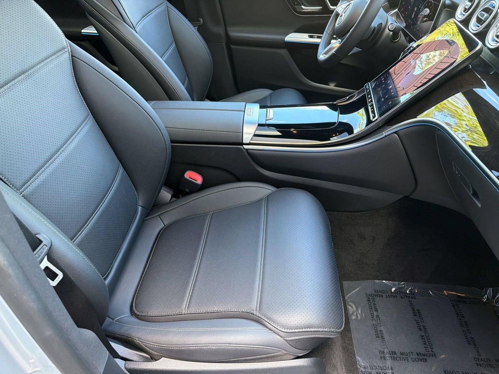 2026 Mercedes-Benz GLC Base - Photo 24
