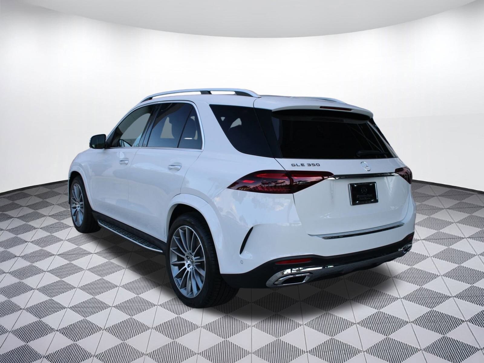 2026 Mercedes Benz GLE 350 photo 3